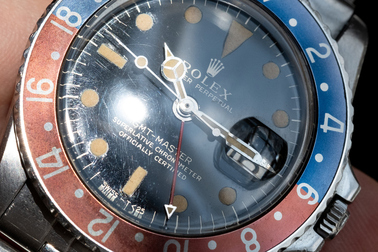ROLEX GMT Master Ref. 1675 Gilt Mirror Gloss "Wide Swiss" Dial (1966)