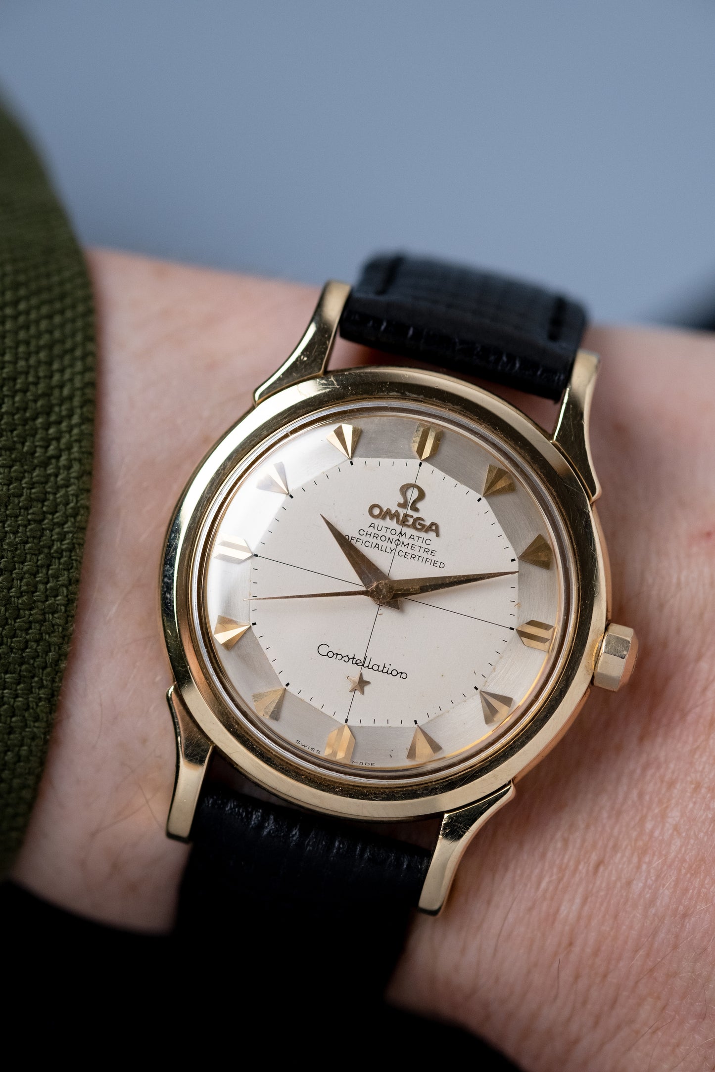 OMEGA Constellation Solid 14k Gold Ref. 2852 SC Arrowhead Marker Pie Pan Dial (1958)