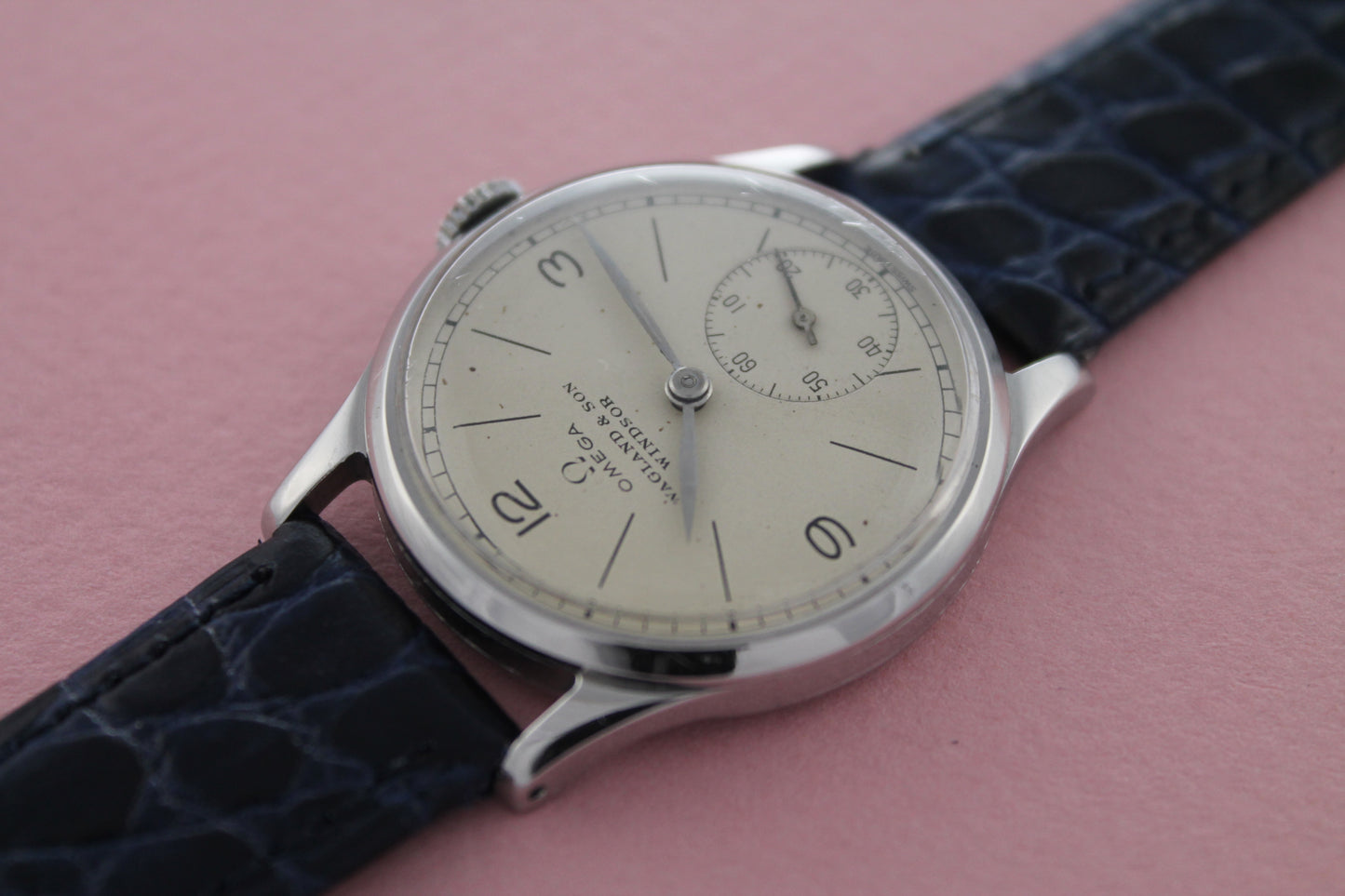 OMEGA Calibre 30T2 Sub Second (1946)