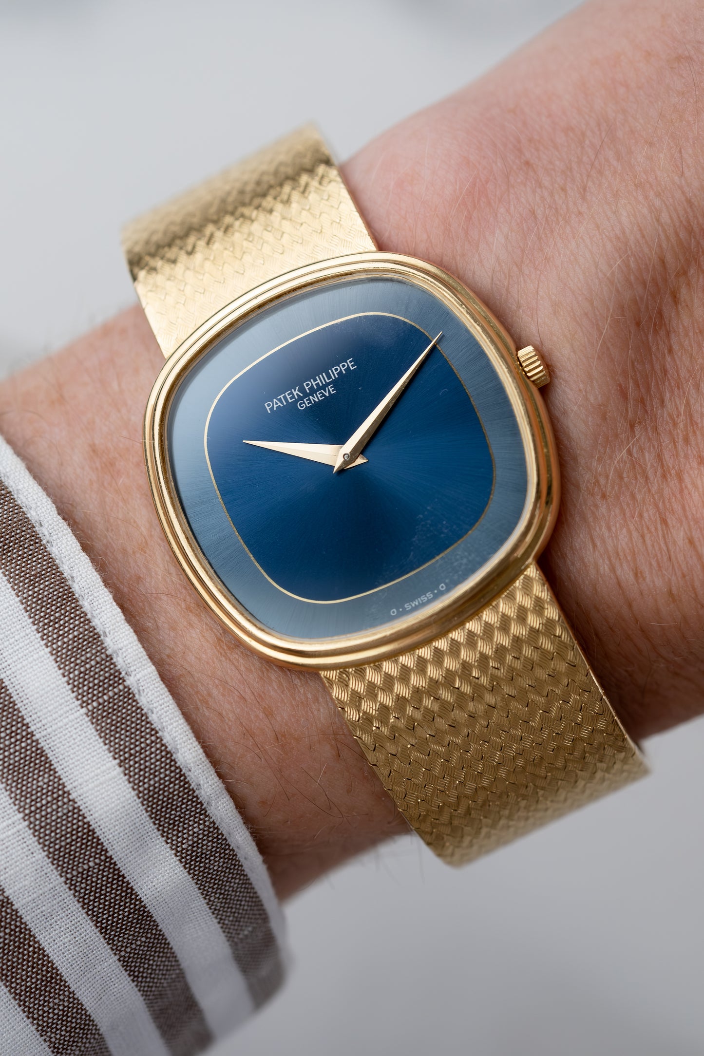 Patek Phillipe Golden Ellipse 18ct Yellow Gold Two-Tone Sigma Dial Ref. 3862/1 (1970)