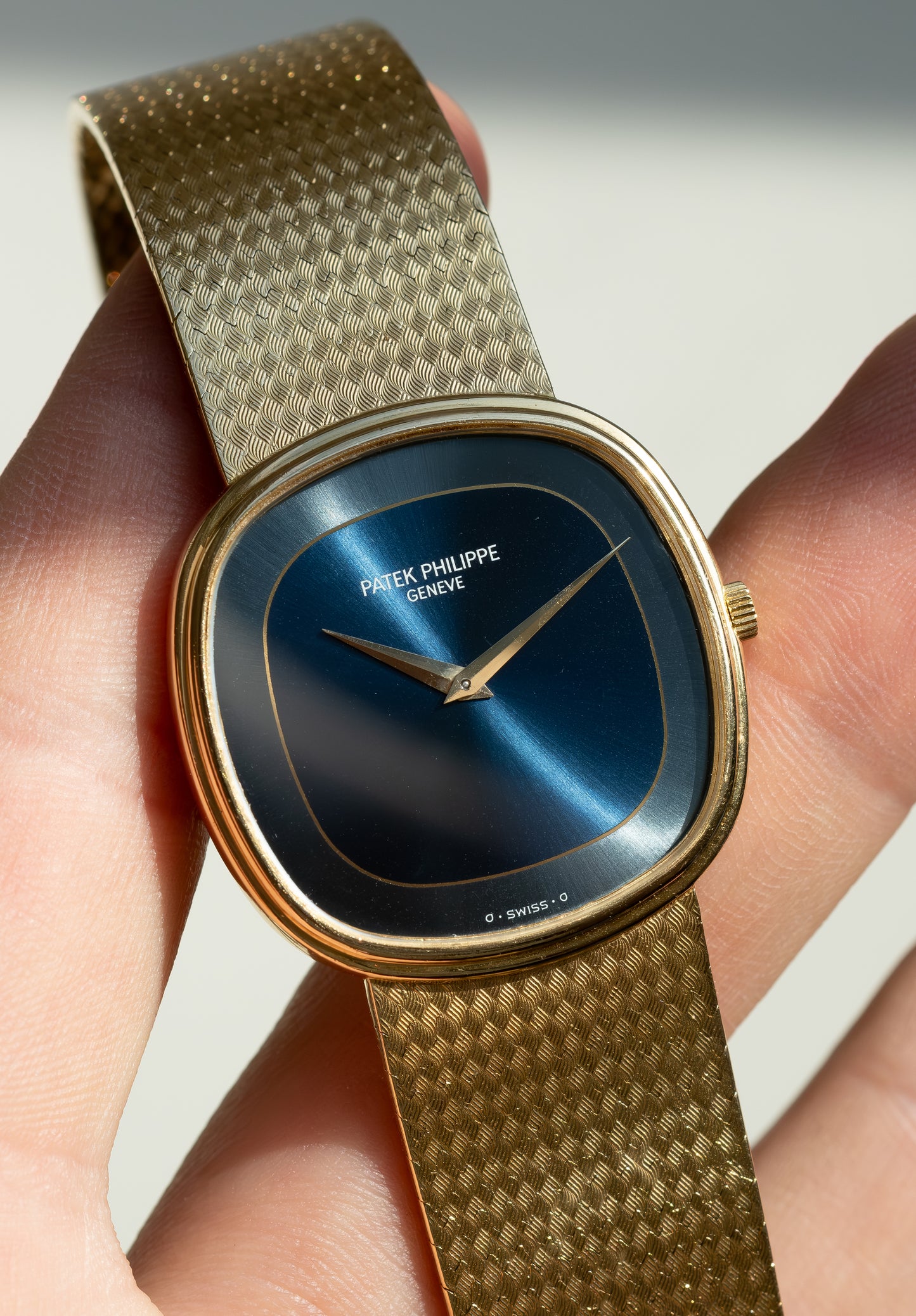 Patek Phillipe Golden Ellipse 18ct Yellow Gold Two-Tone Sigma Dial Ref. 3862/1 (1970)