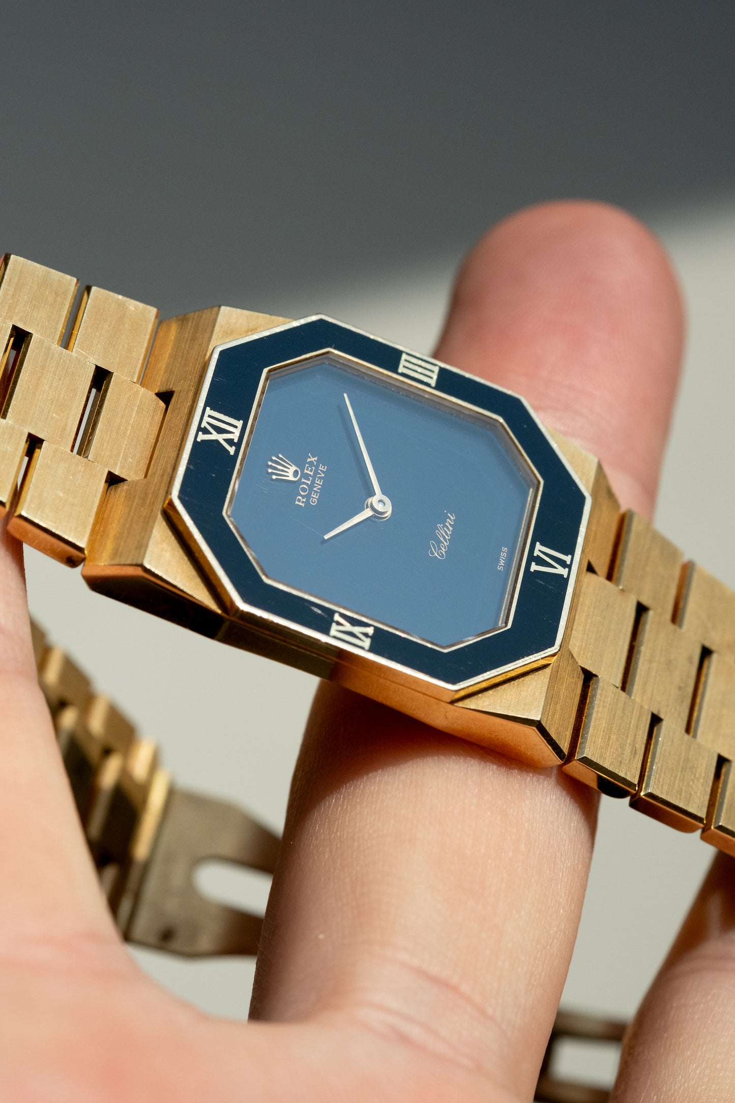 ROLEX Cellini Blue Lacquer Dial Ref. 4353 (1981)