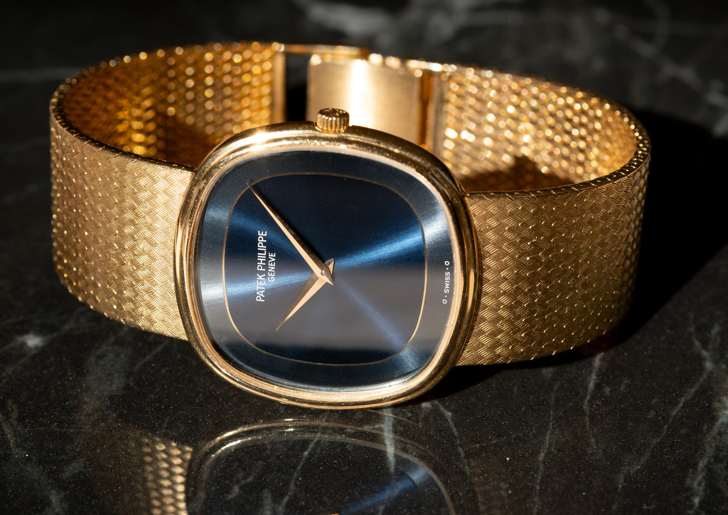 Patek Phillipe Golden Ellipse 18ct Yellow Gold Two-Tone Sigma Dial Ref. 3862/1 (1970)