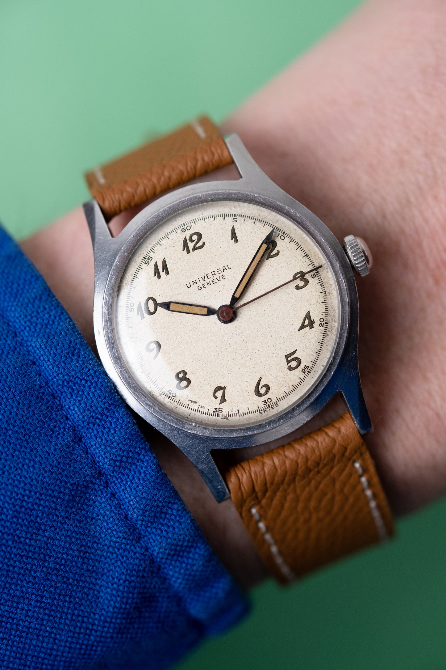 UNIVERSAL GENEVE Breguet Numerals Ref. 20710 (1942)