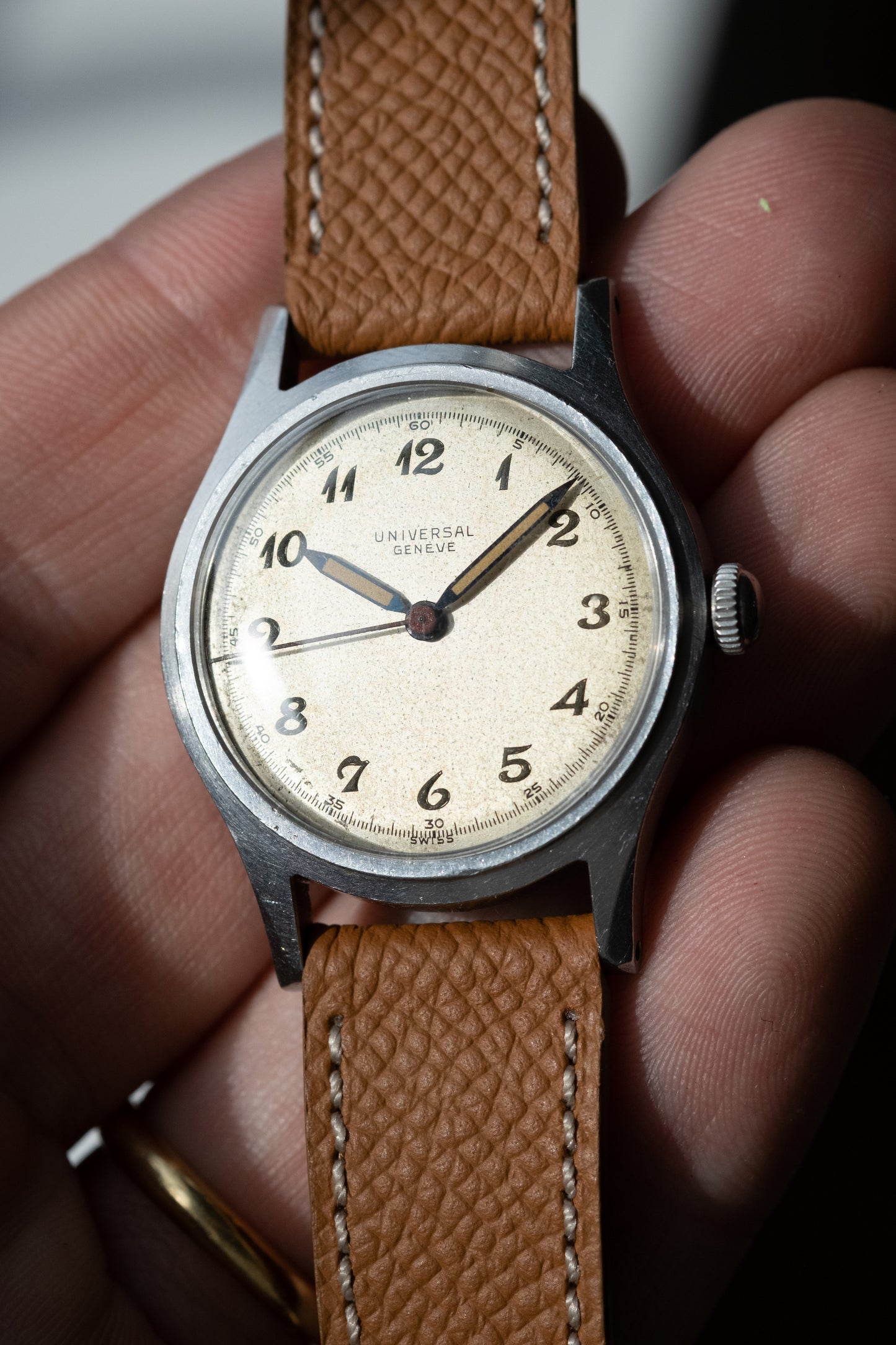 UNIVERSAL GENEVE Breguet Numerals Ref. 20710 (1942)