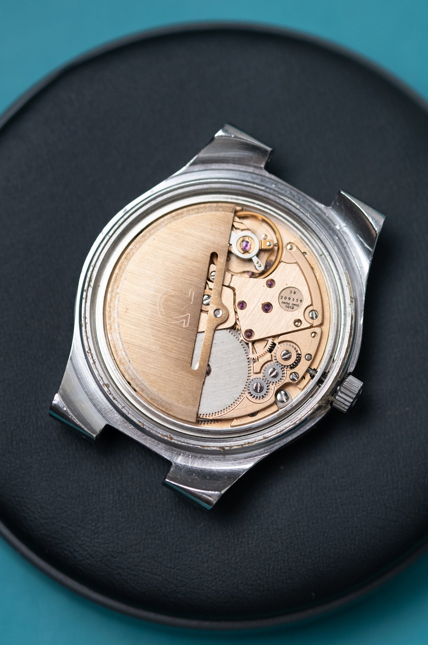 Omega Automatic Geneve Ref. 166.0173 Box and Papers (1974)