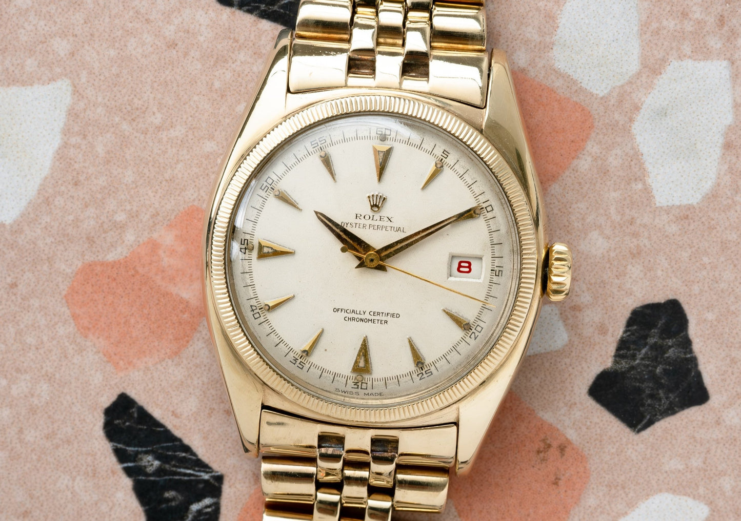 ROLEX Oyster Perpetual Datejust Ovettone Bubbleback Ref. 6075 10ct Gold (1951)