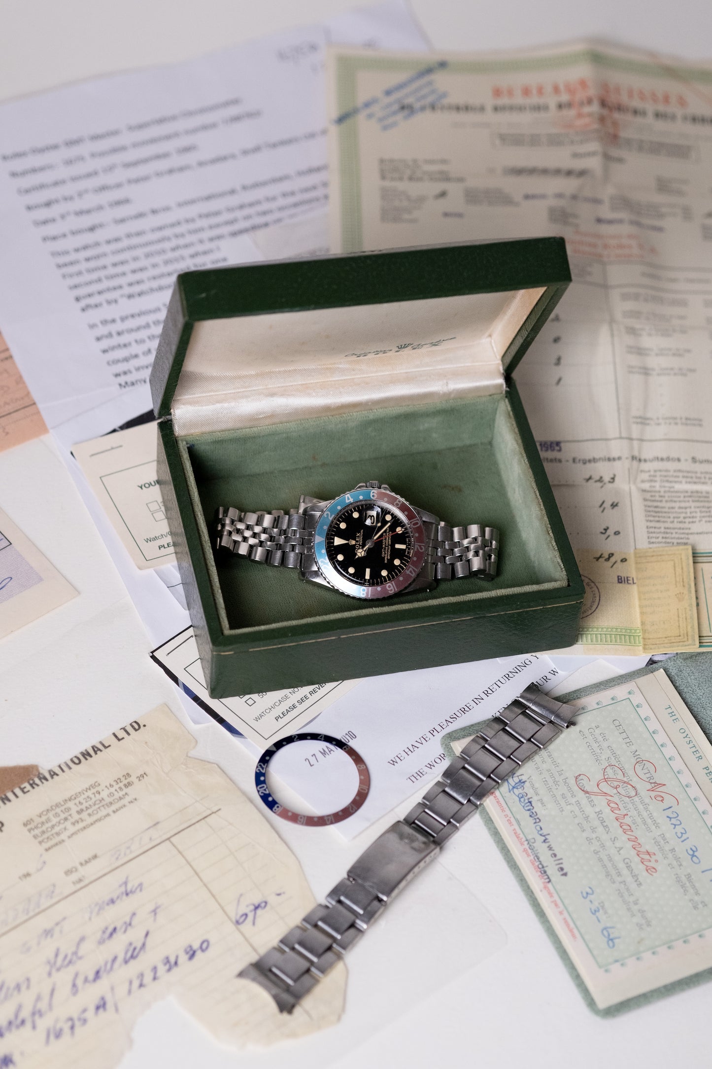 ROLEX GMT Master Ref. 1675 Gilt Gloss Mirror Dial Full Set (1966)