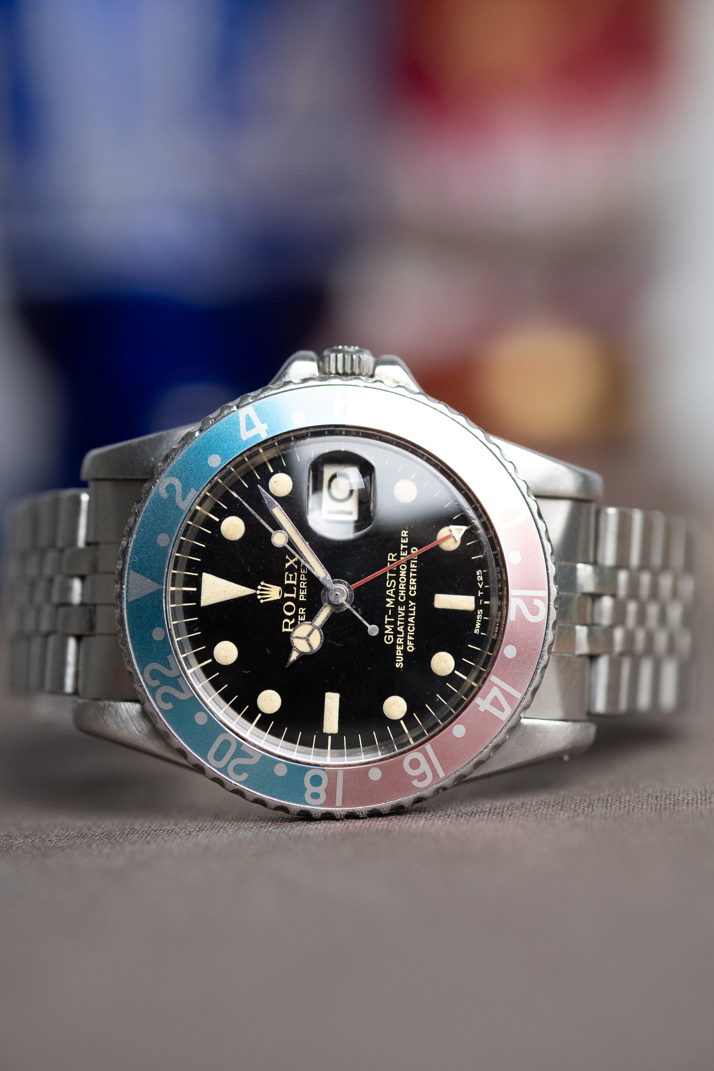 ROLEX GMT Master Ref. 1675 Gilt Gloss Mirror Dial Full Set (1966)
