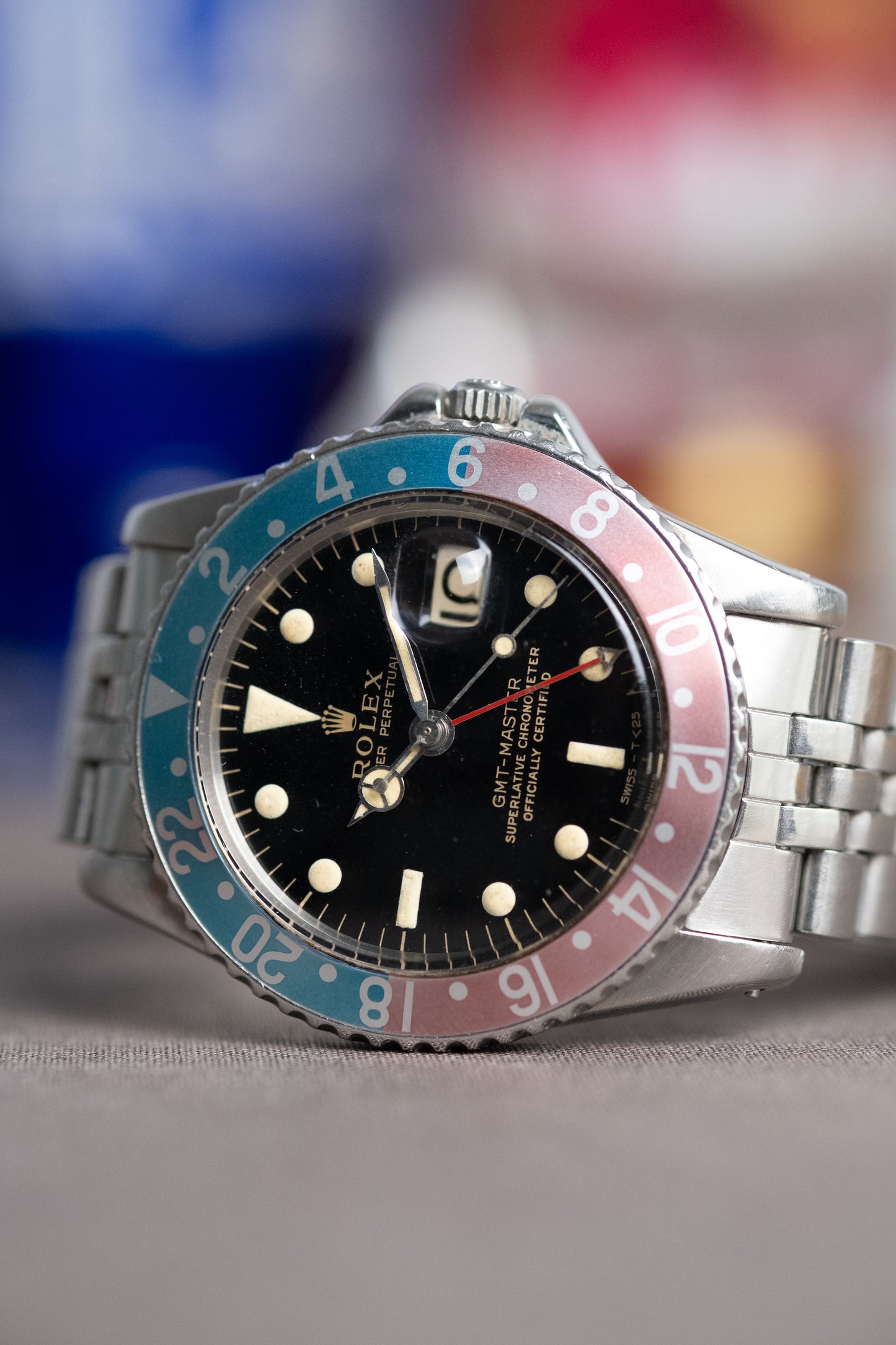 ROLEX GMT Master Ref. 1675 Gilt Gloss Mirror Dial Full Set (1966)