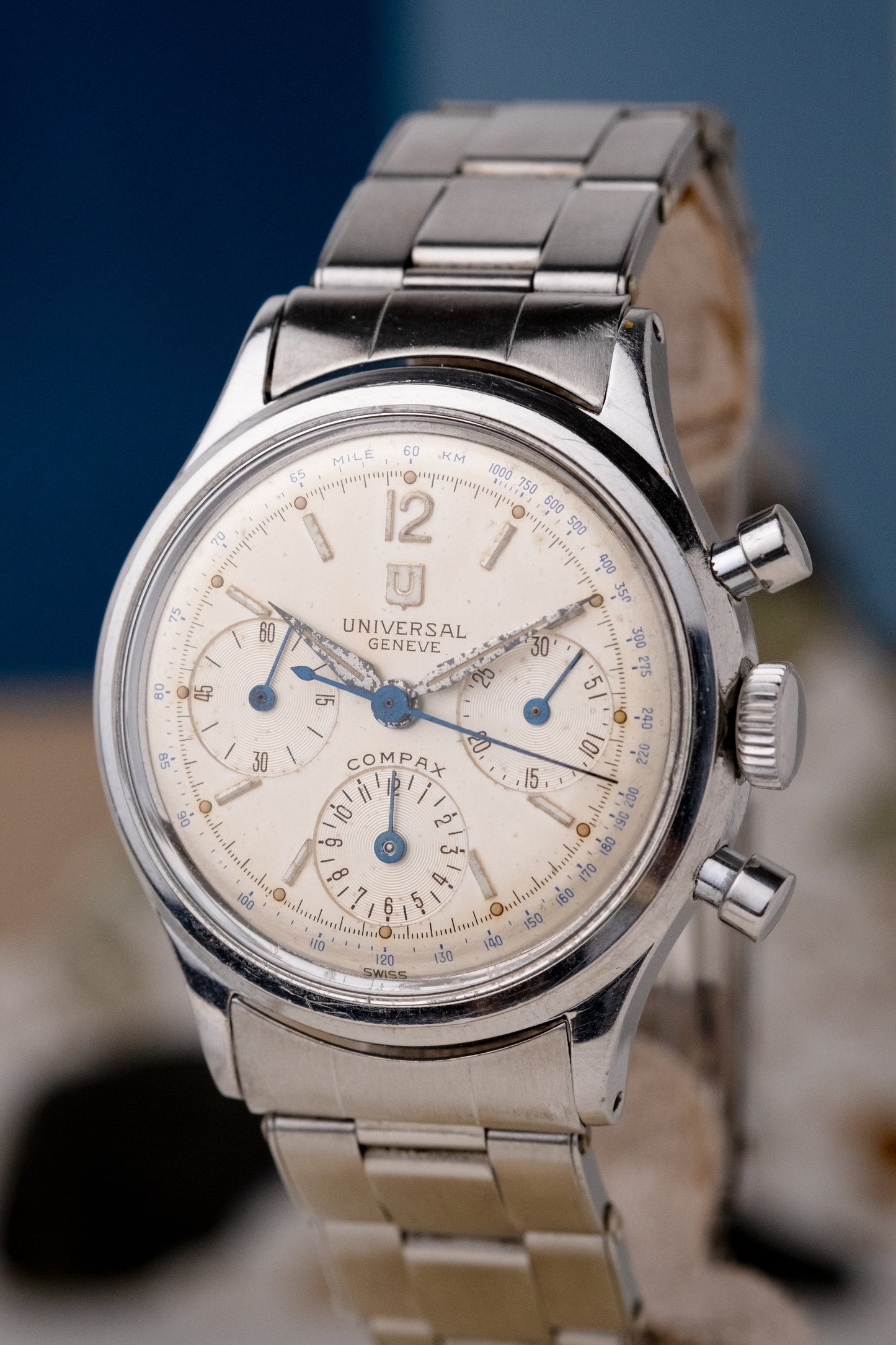 UNIVERSAL GENEVE Compax Chronograph Ref. 22295 - 4 (1958)
