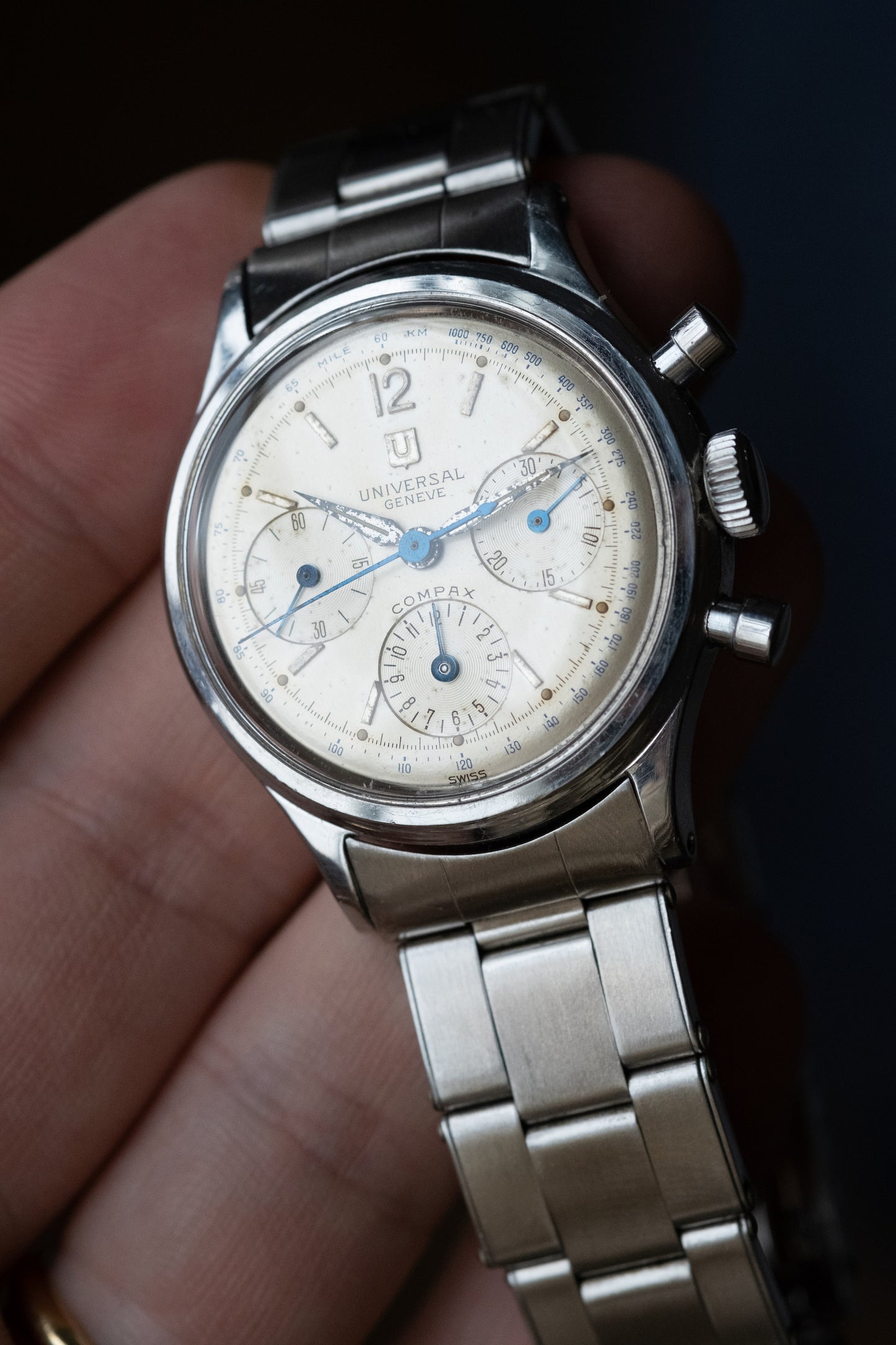 UNIVERSAL GENEVE Compax Chronograph Ref. 22295 - 4 (1958)
