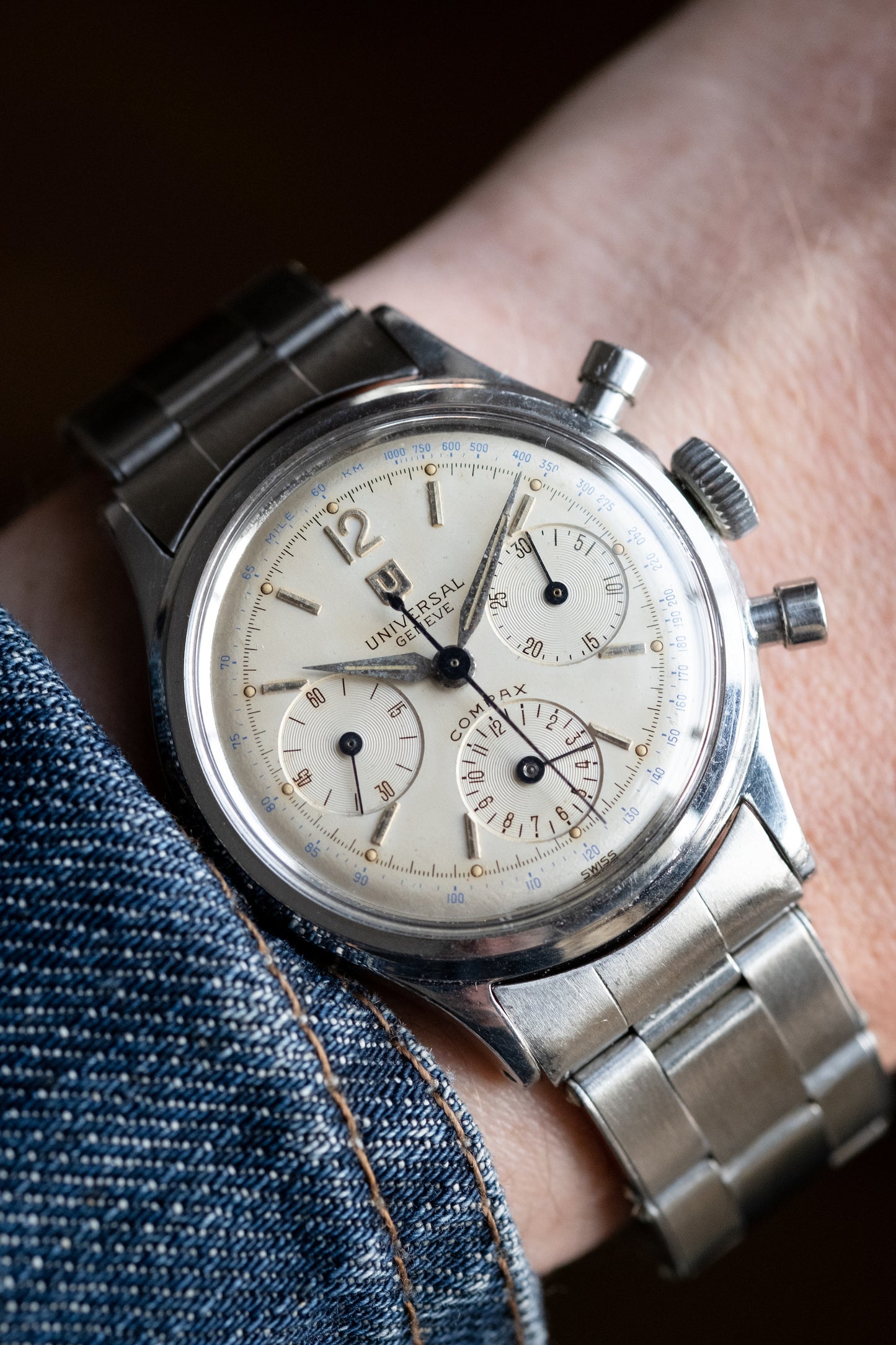 UNIVERSAL GENEVE Compax Chronograph Ref. 22295 - 4 (1958)
