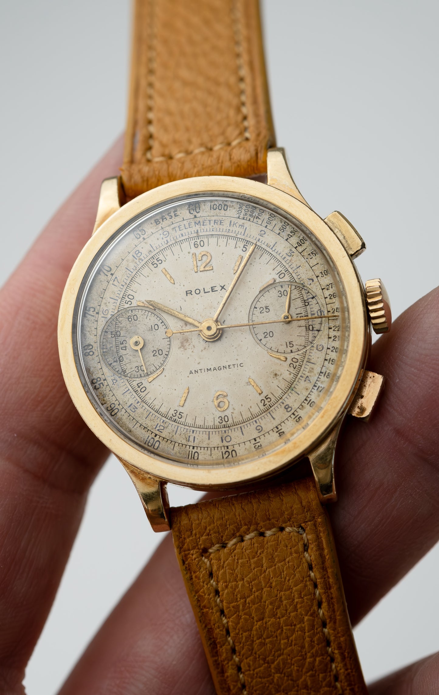 ROLEX 18k Antimagnetic Chronograph Reference 2811 (1938)