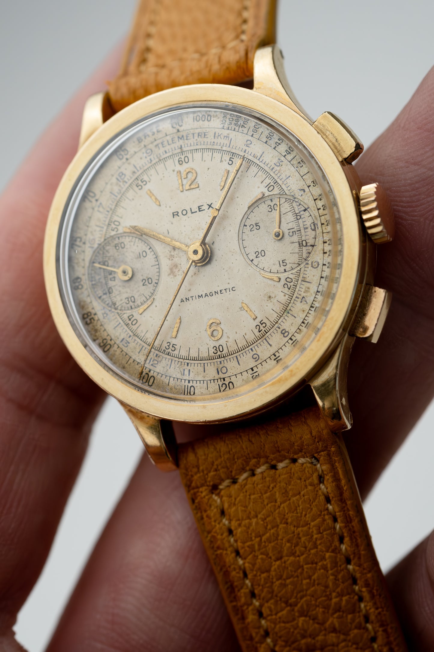 ROLEX 18k Antimagnetic Chronograph Reference 2811 (1938)