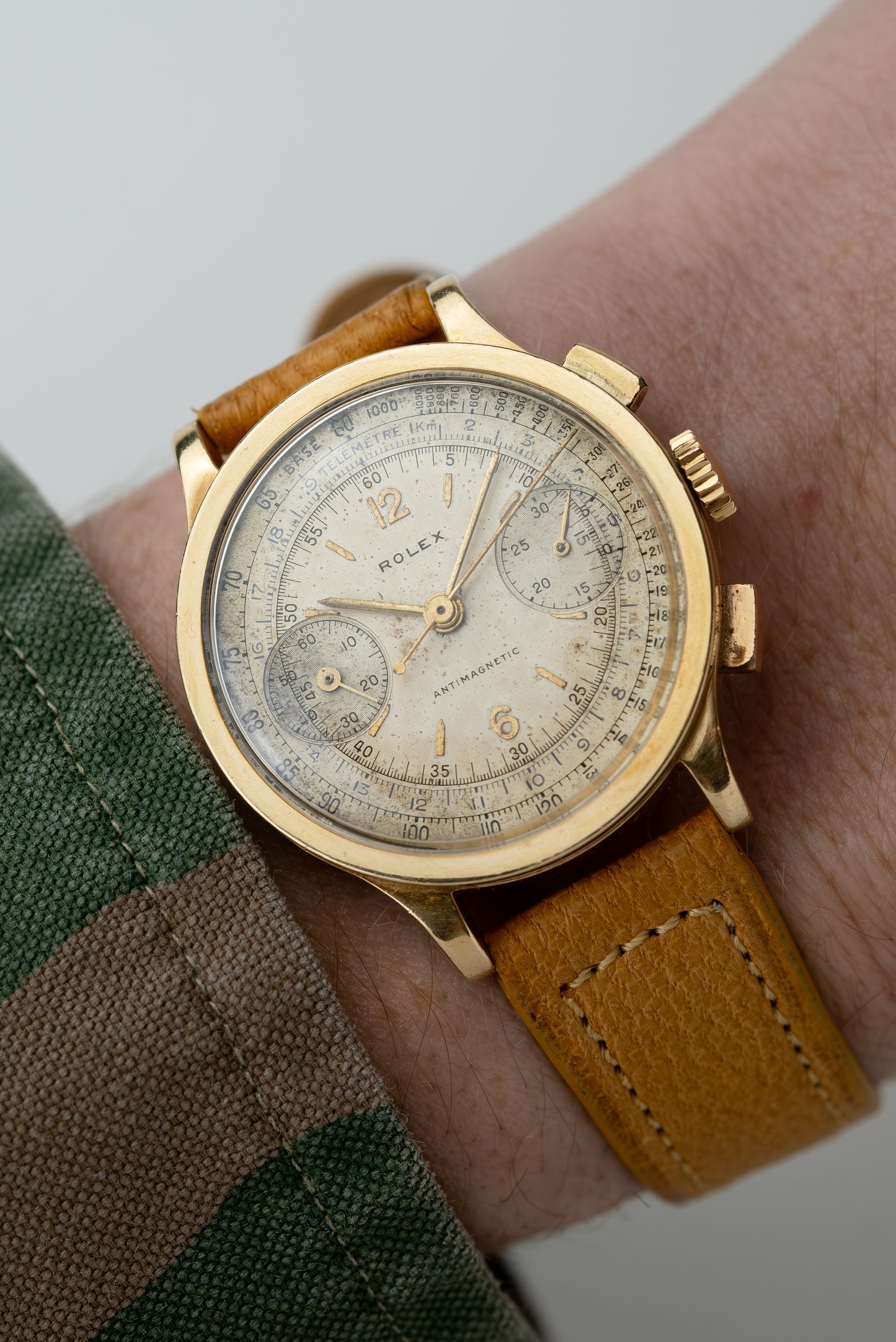 ROLEX 18k Antimagnetic Chronograph Reference 2811 (1938)