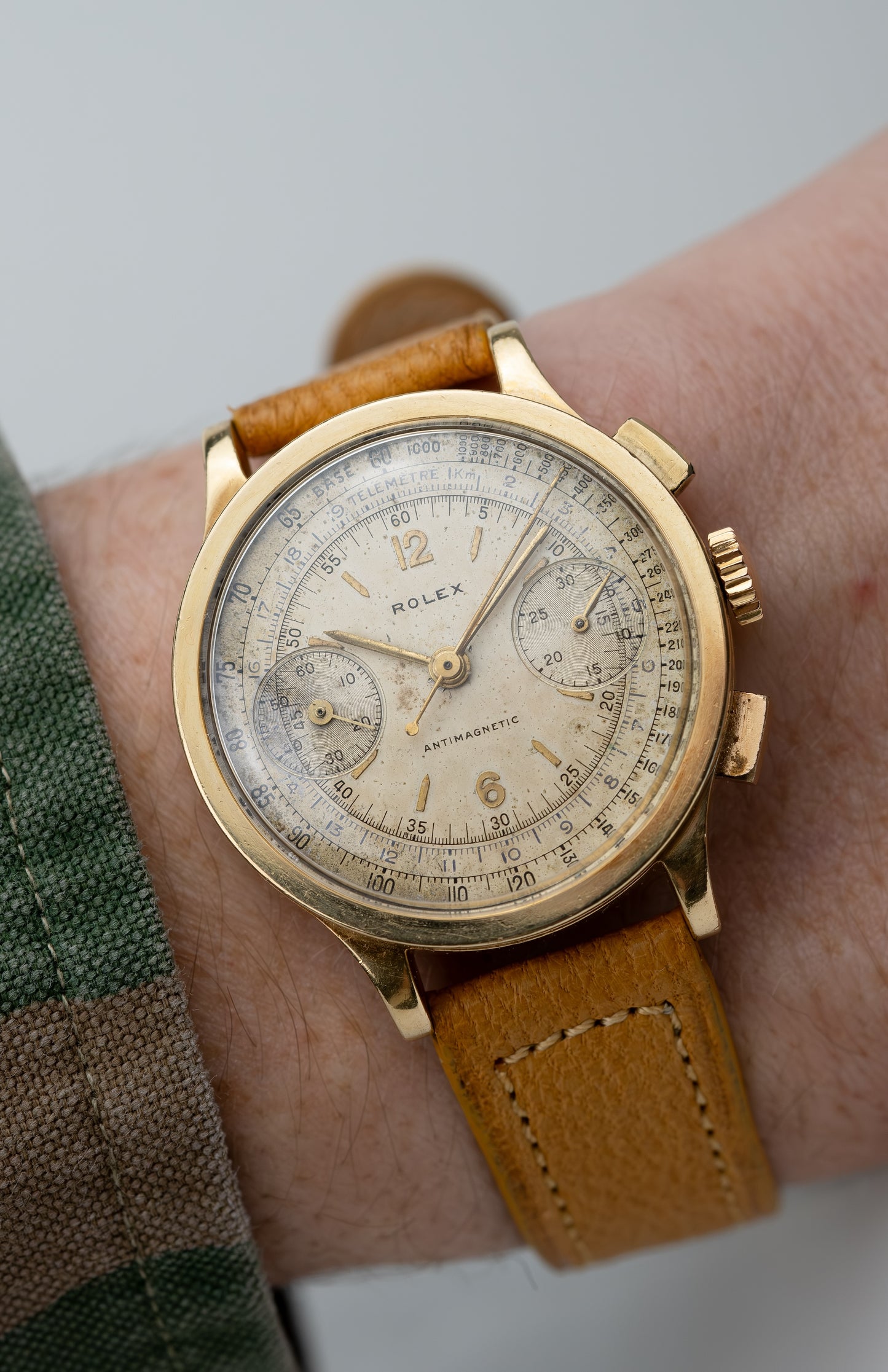 ROLEX 18k Antimagnetic Chronograph Reference 2811 (1938)