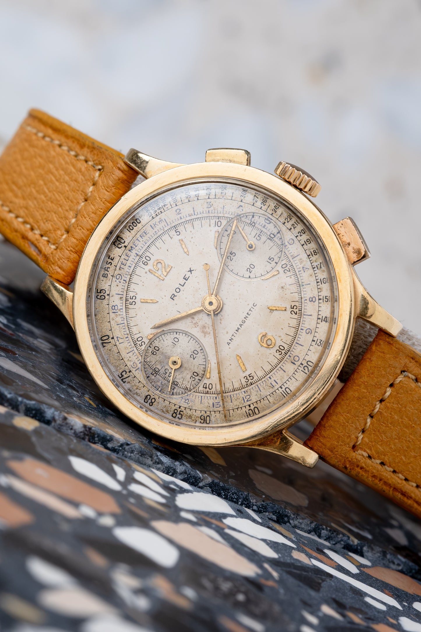ROLEX 18k Antimagnetic Chronograph Reference 2811 (1938)