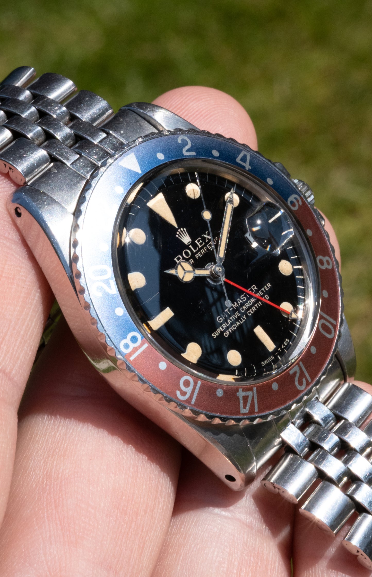 ROLEX GMT Master Ref. 1675 Gilt Mirror Gloss "Wide Swiss" Dial (1966)