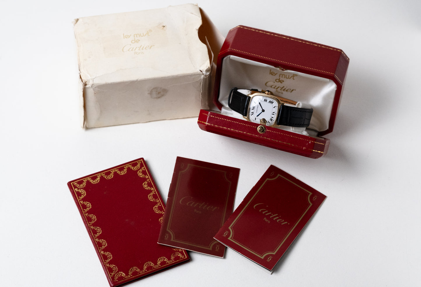 CARTIER Chambord 18k Gold Cushion (c. 1970s)