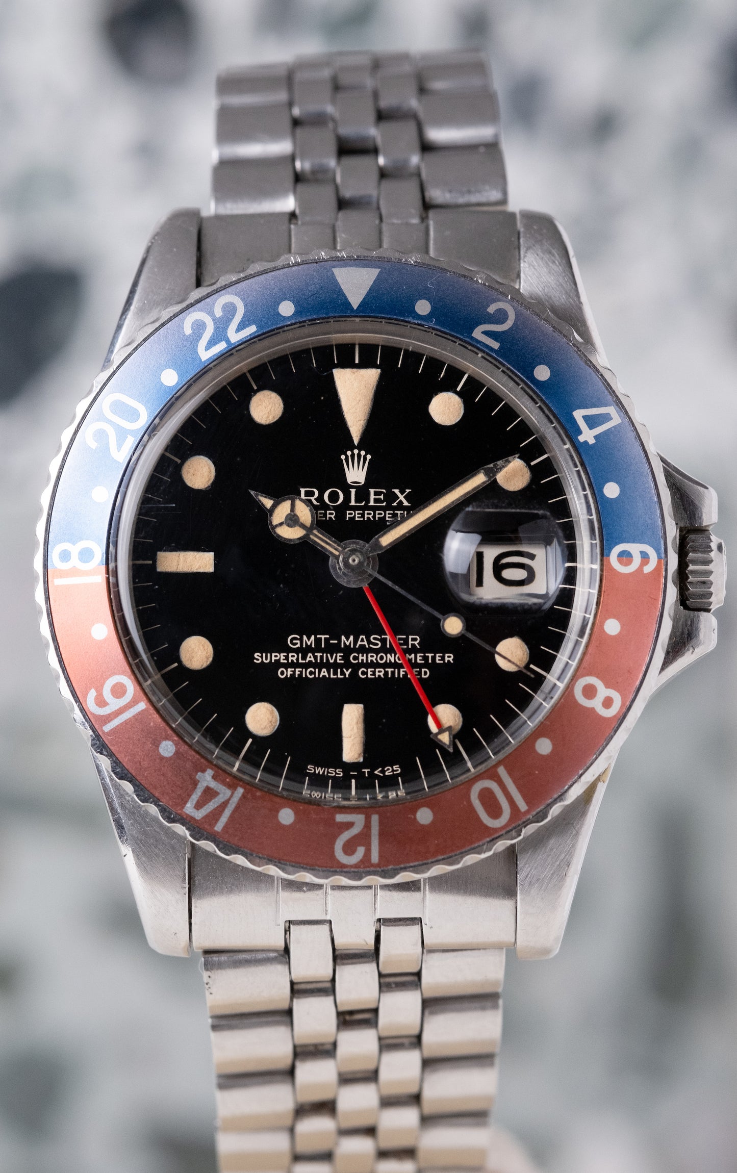 ROLEX GMT Master Ref. 1675 Gilt Mirror Gloss "Wide Swiss" Dial (1966)