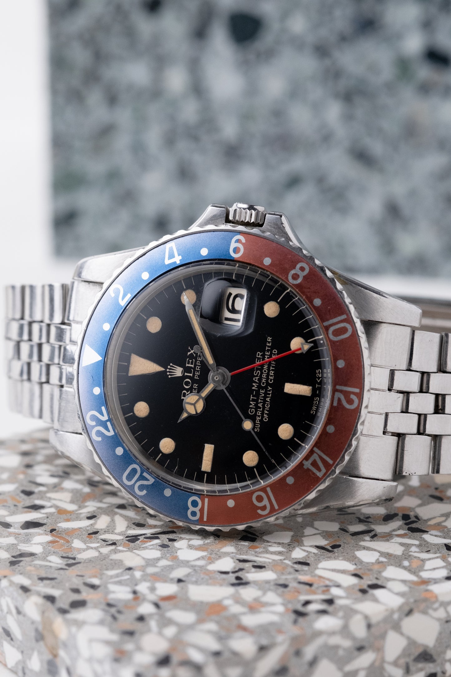 ROLEX GMT Master Ref. 1675 Gilt Mirror Gloss "Wide Swiss" Dial (1966)