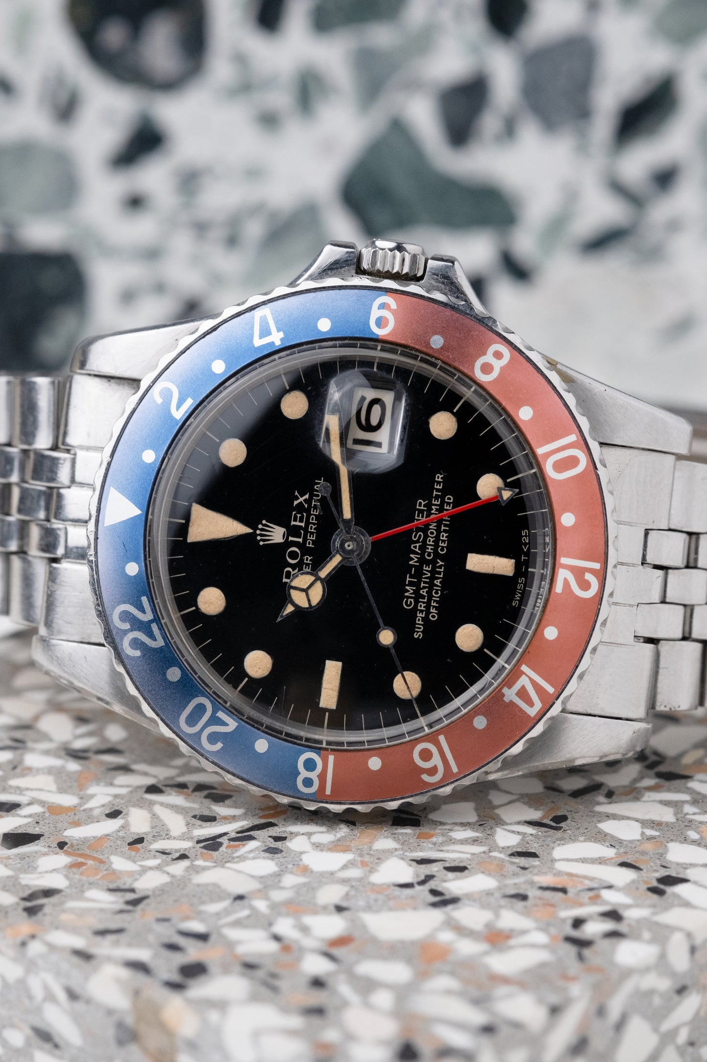 ROLEX GMT Master Ref. 1675 Gilt Mirror Gloss "Wide Swiss" Dial (1966)