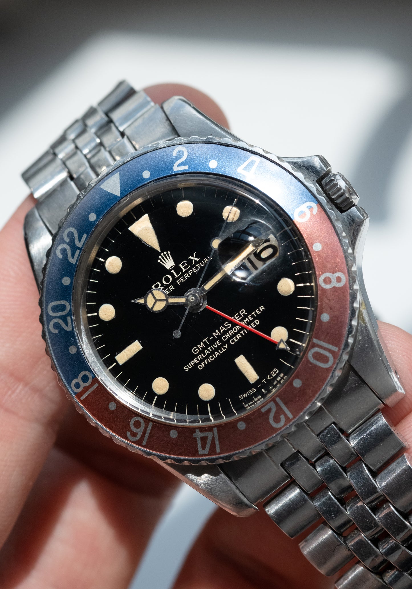 ROLEX GMT Master Ref. 1675 Gilt Mirror Gloss "Wide Swiss" Dial (1966)