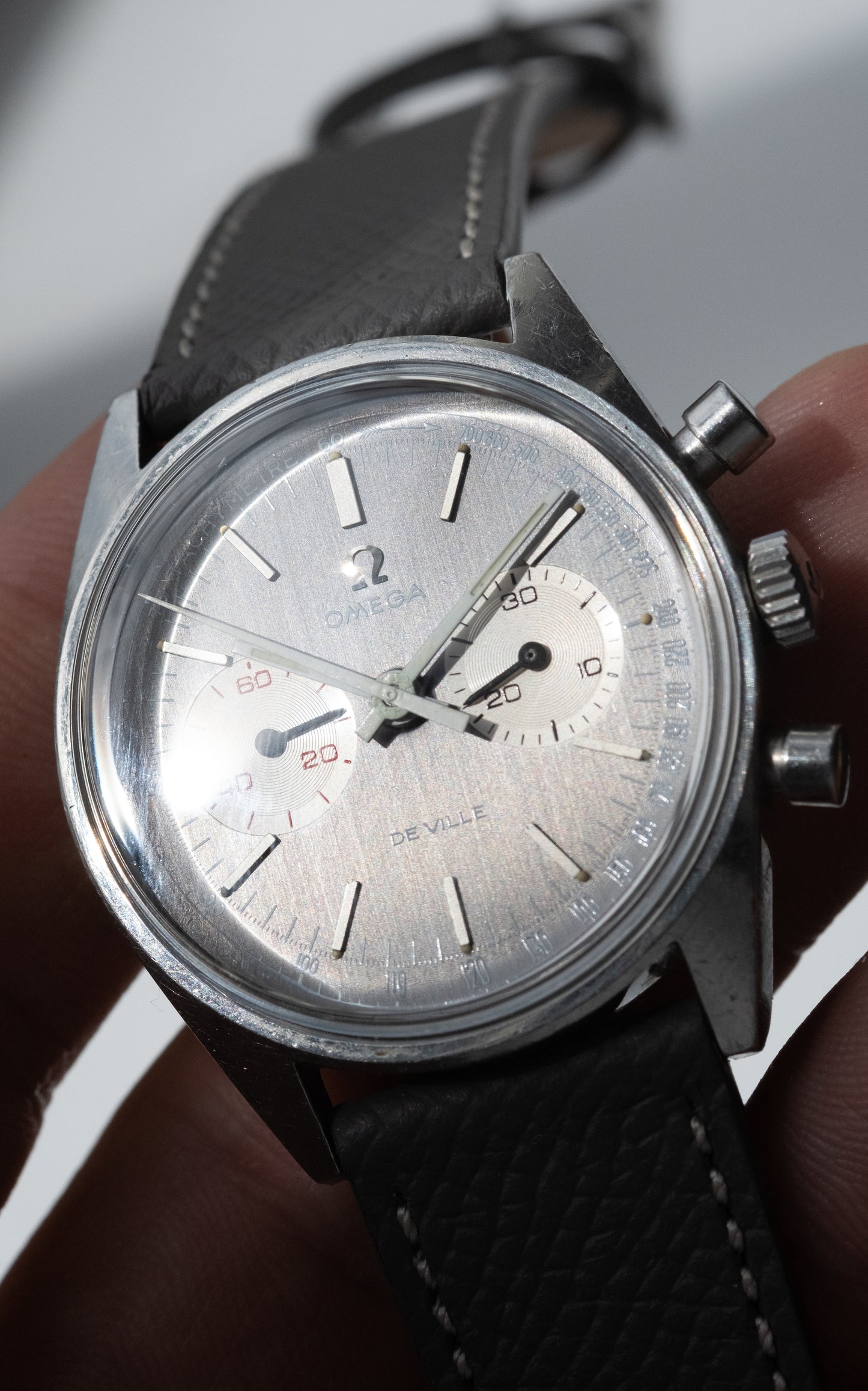 OMEGA De Ville Chronograph Grey Reverse Panda Dial Ref. 145.017 (1970)
