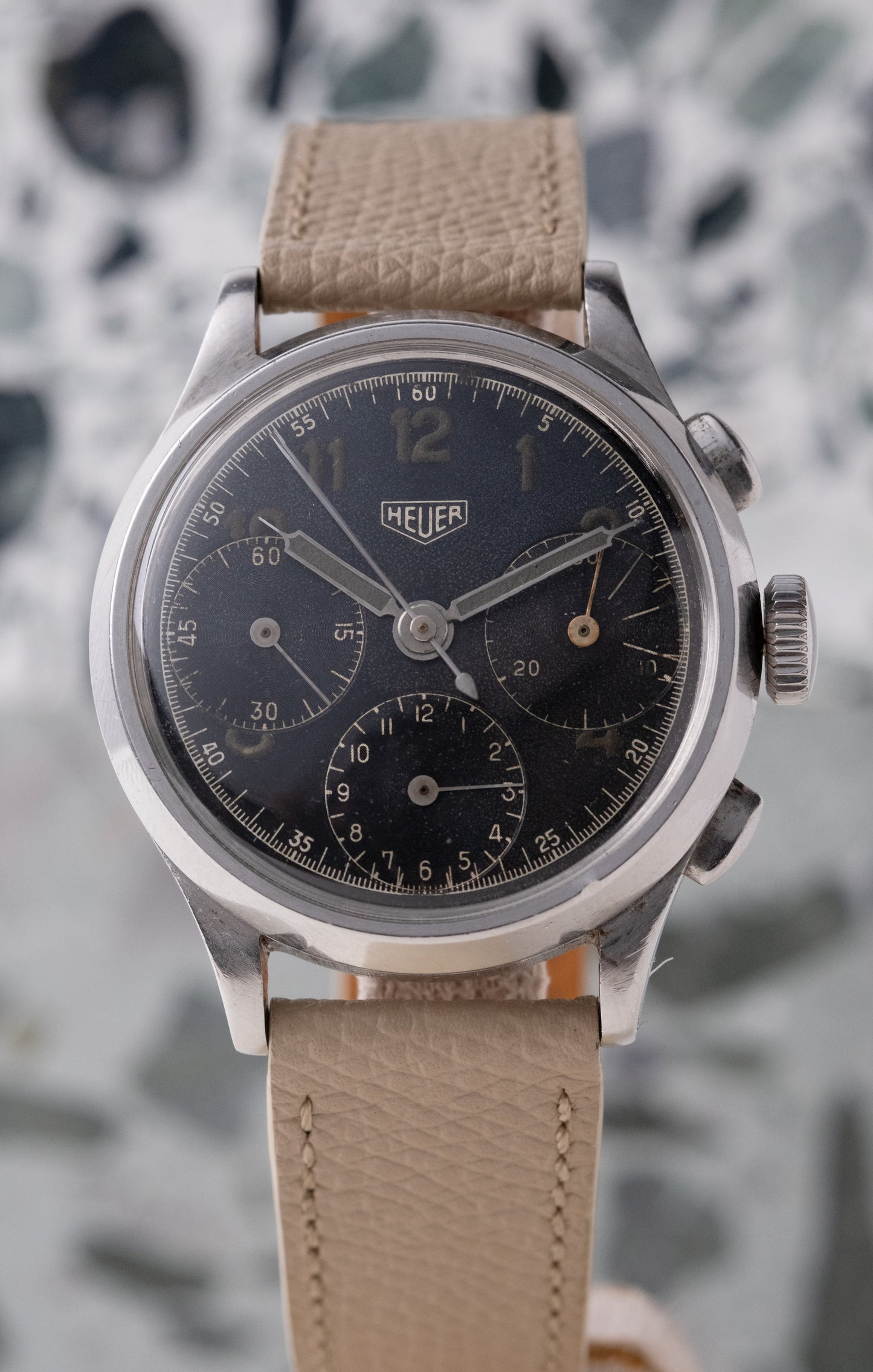 HEUER Pre Carerra Gilt Black Dial Chronograph Ref. 345 Valjoux 71 (c. 1940s)