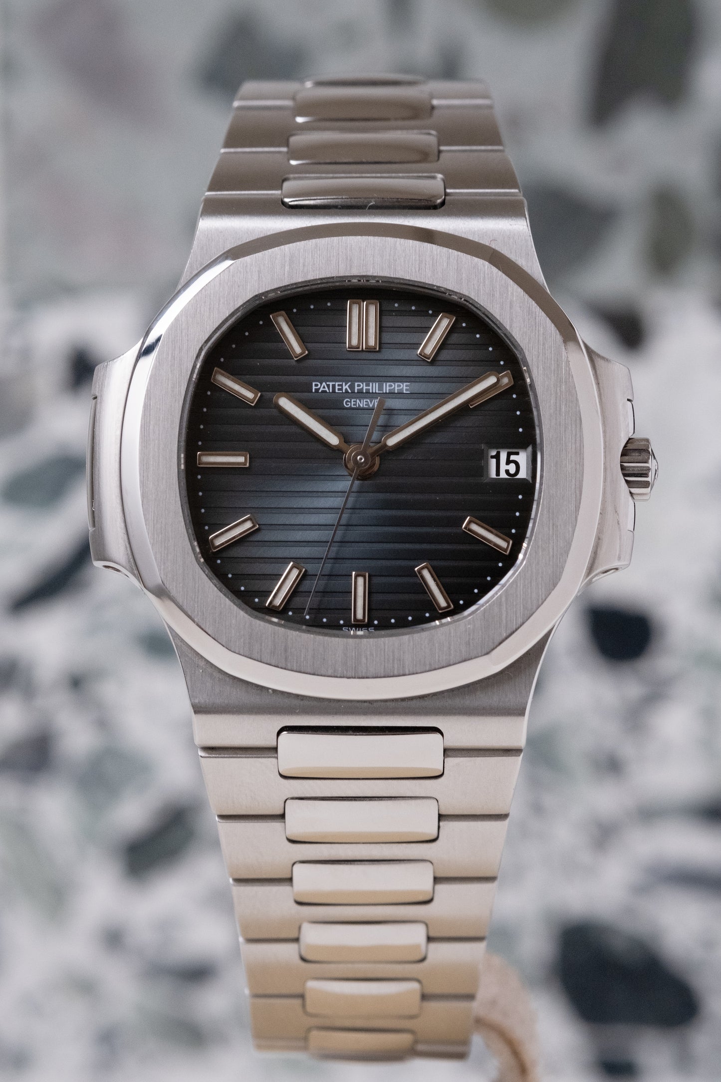 Patek Philippe Nautilus Ref. 5800/1A-001 Full Set (2008)