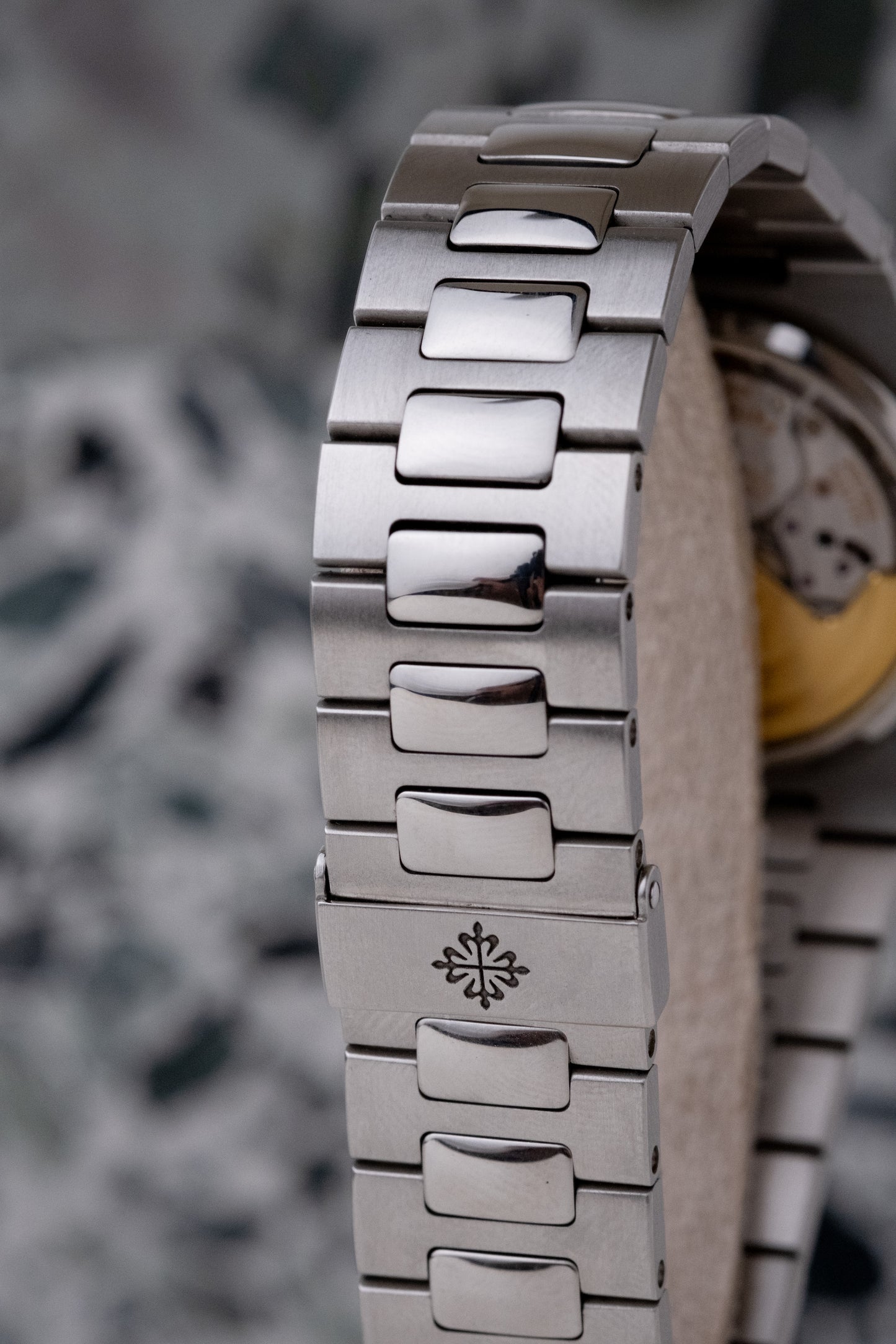 Patek Philippe Nautilus Ref. 5800/1A-001 Full Set (2008)