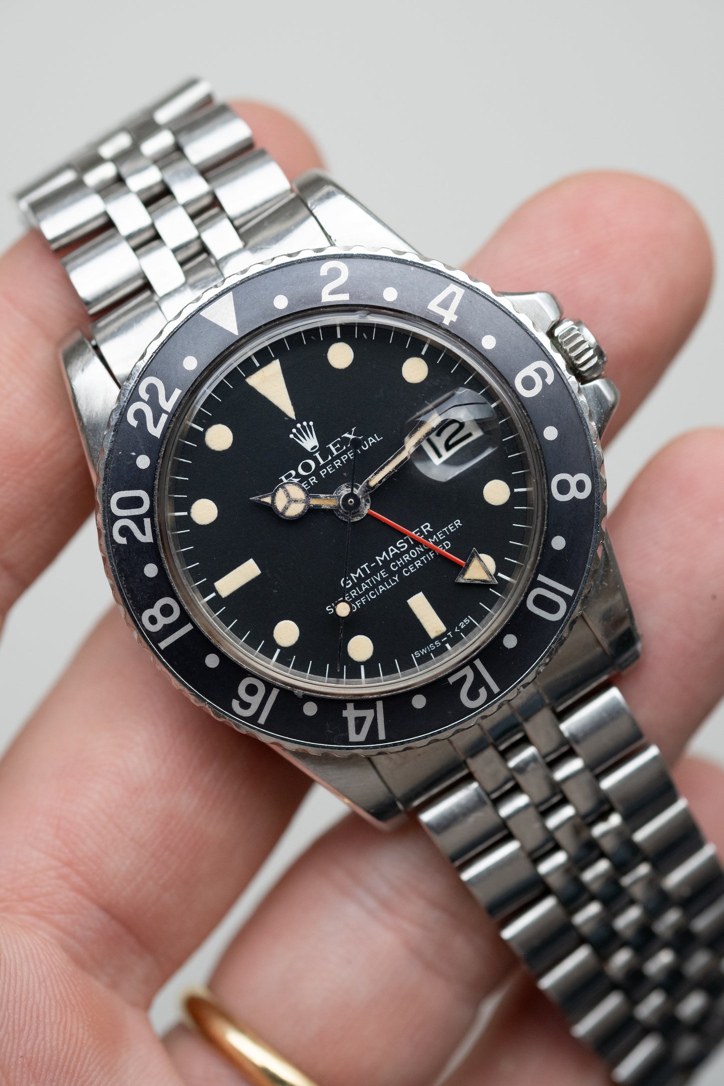 ROLEX GMT Master Ref. 1675 Black Bezel Full Set (1973)