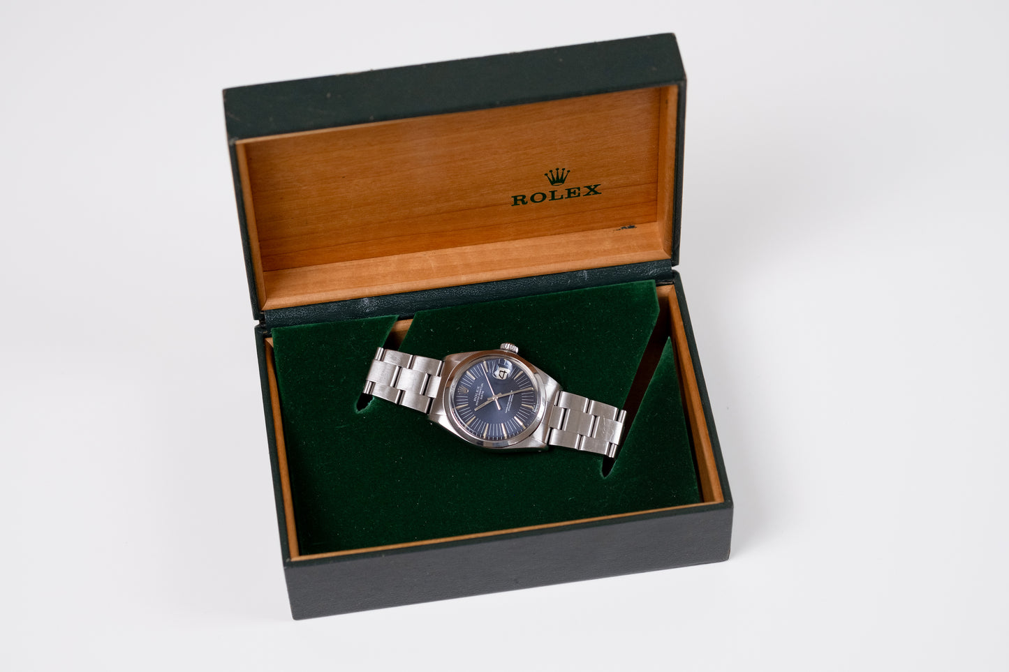 ROLEX Oyster Perpetual Date Ref. 1500 Long Index Blue Dial (1971)
