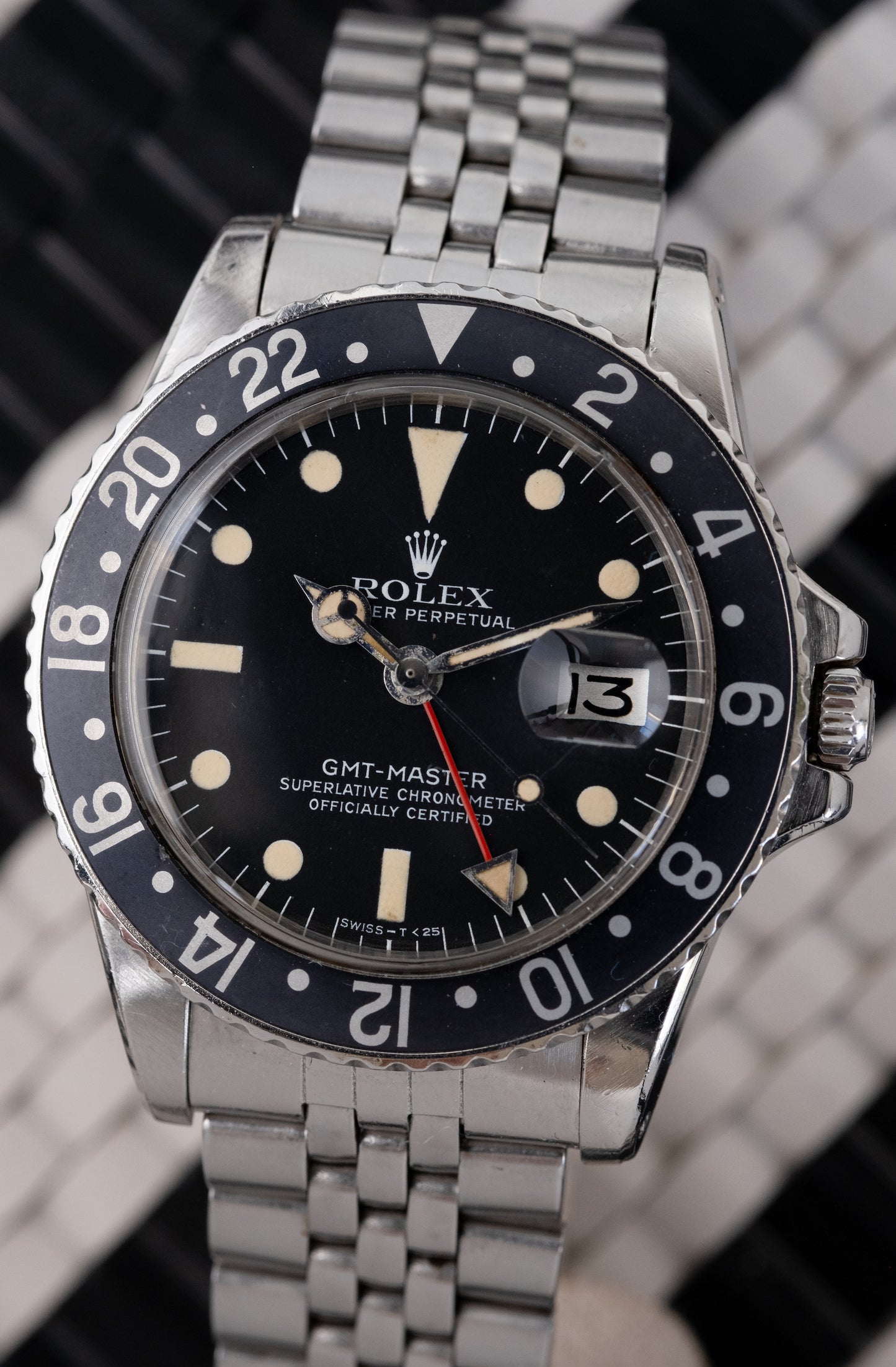 ROLEX GMT Master Ref. 1675 Black Bezel Full Set (1973)