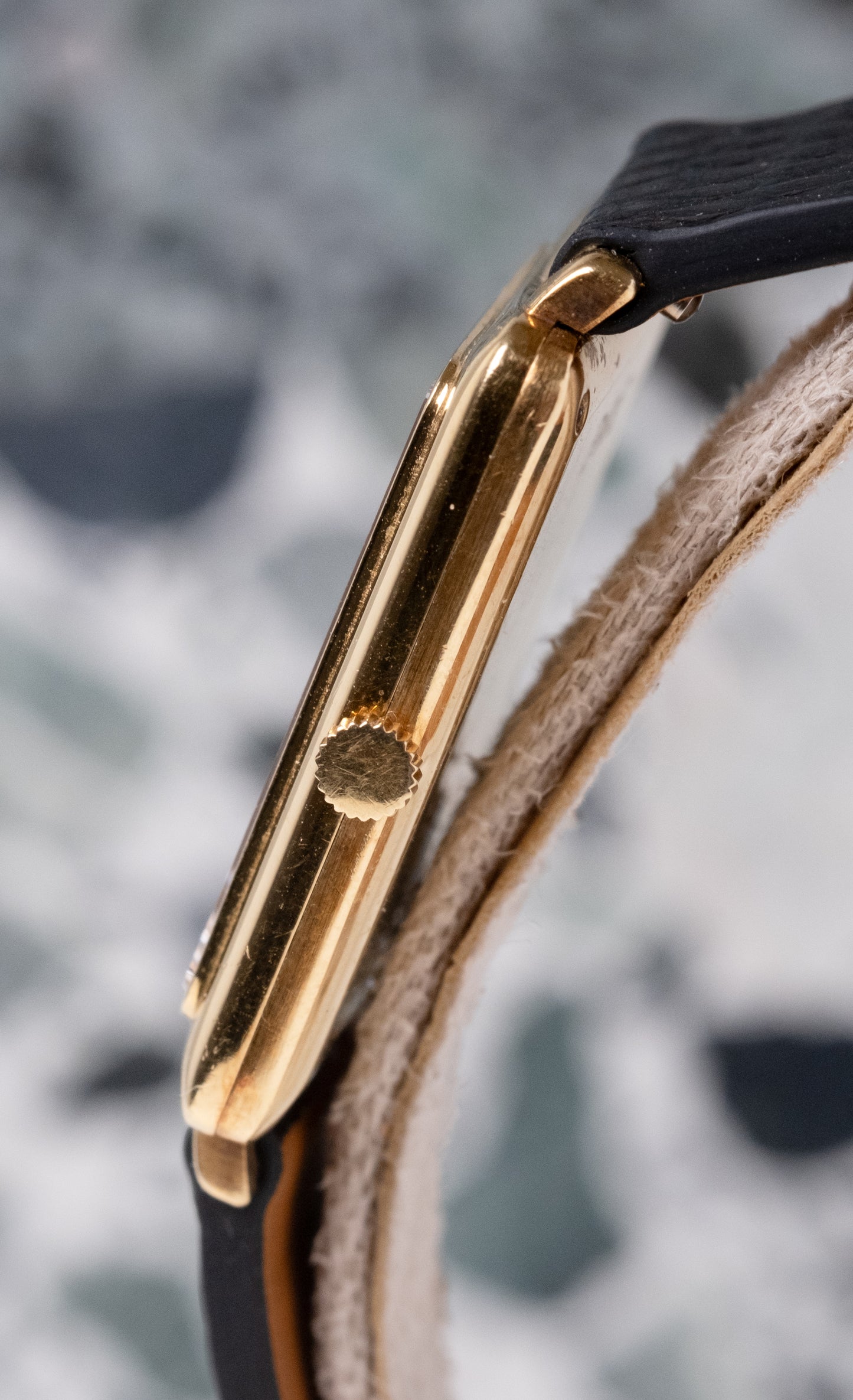 PIAGET Tank 18k Yellow Gold ref. 9254 Onyx Diamond dial (c. 1970s)