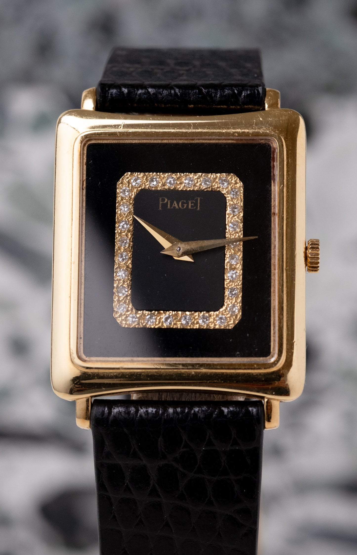 PIAGET Tank 18k Yellow Gold ref. 9254 Onyx Diamond dial (c. 1970s)