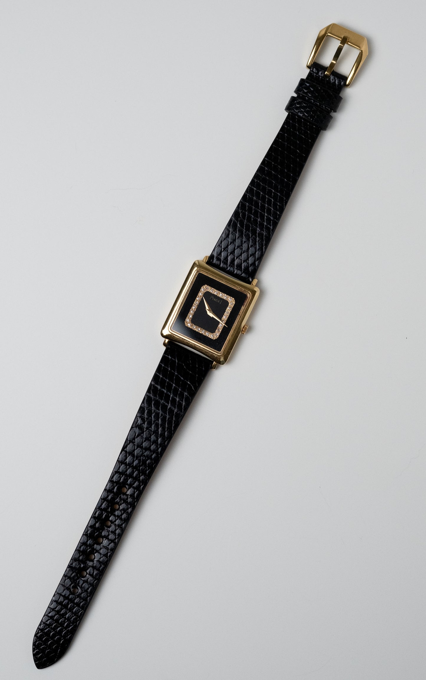 PIAGET Tank 18k Yellow Gold ref. 9254 Onyx Diamond dial (c. 1970s)