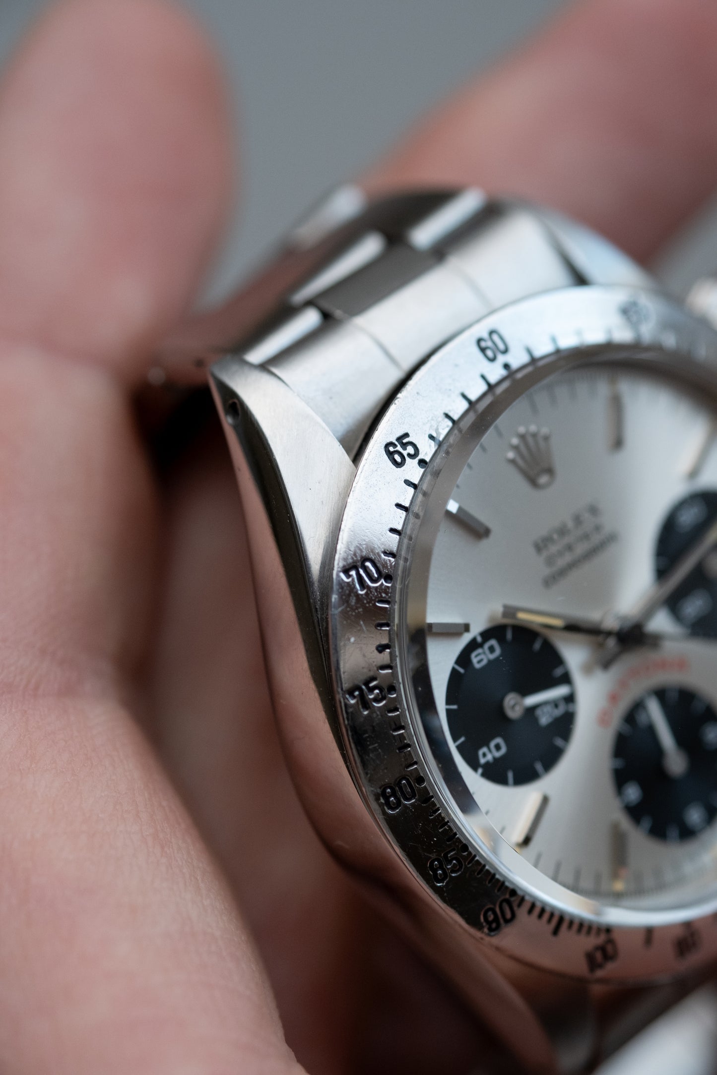 ROLEX Oyster Cosmograph Daytona Ref. 6265 Big Red Floating Dial (1976)