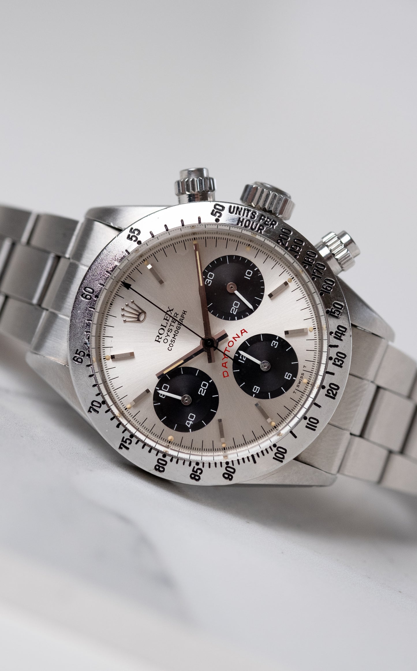 ROLEX Oyster Cosmograph Daytona Ref. 6265 Big Red Floating Dial (1976)