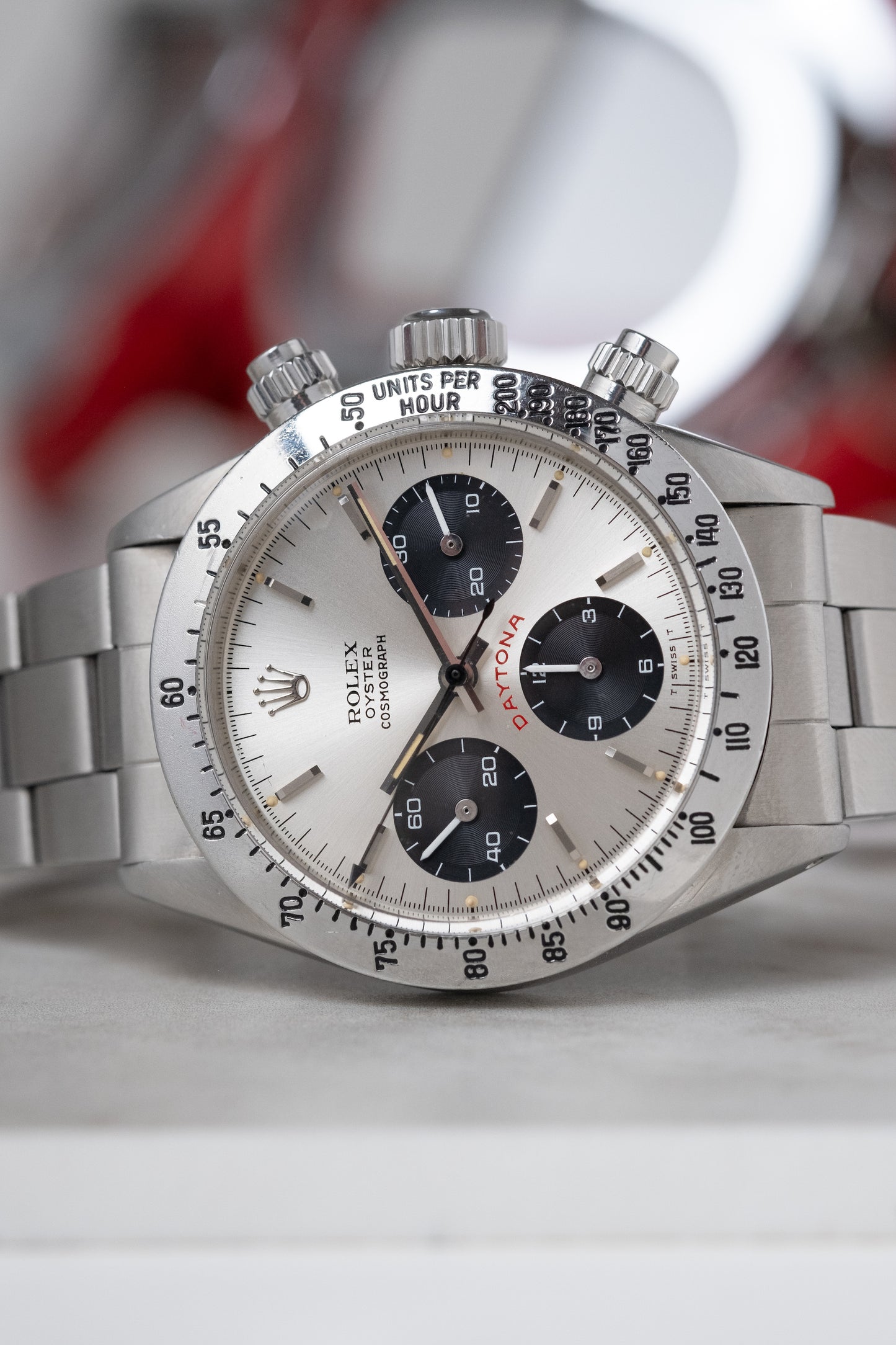 ROLEX Oyster Cosmograph Daytona Ref. 6265 Big Red Floating Dial (1976)
