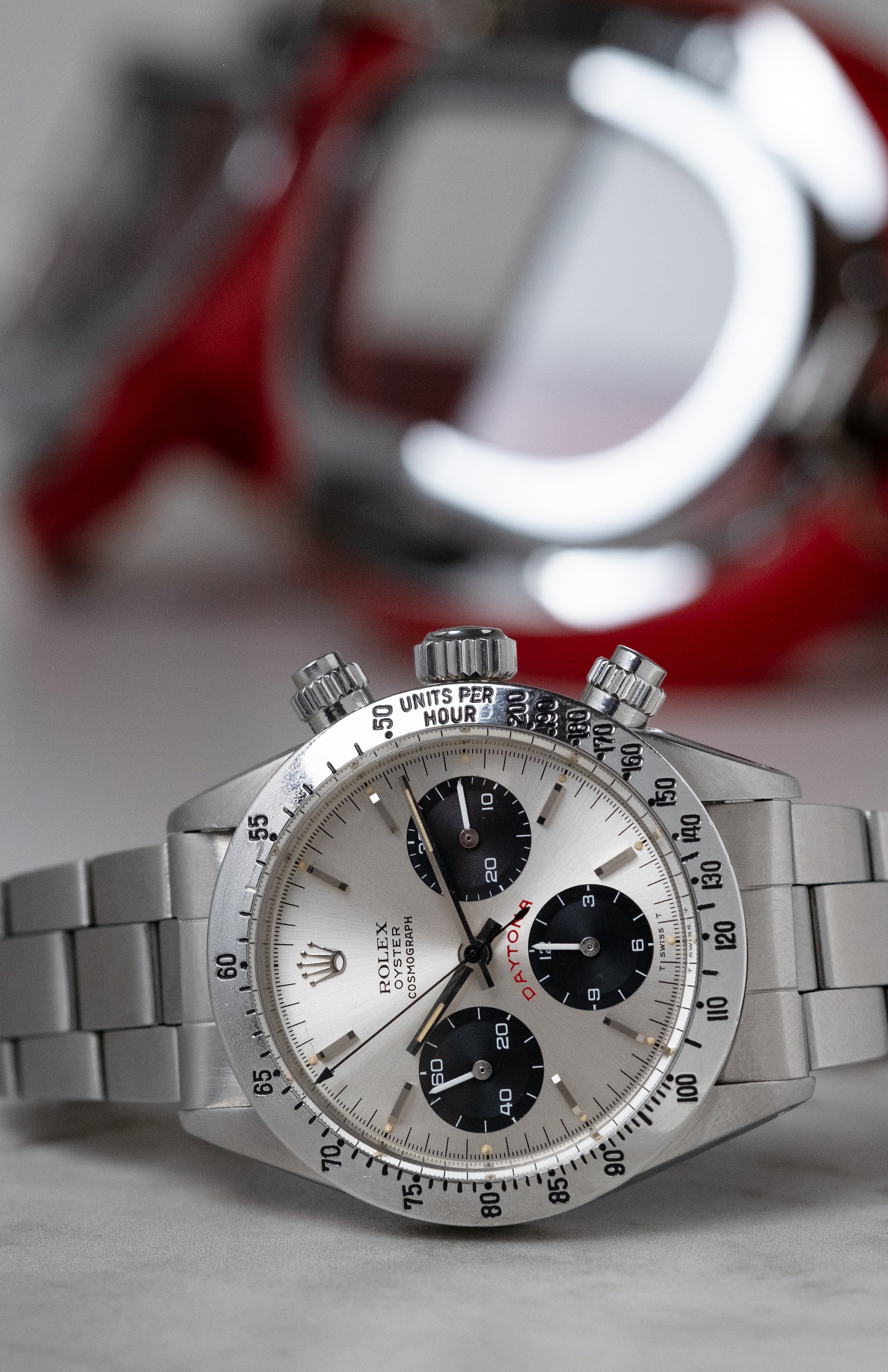 ROLEX Oyster Cosmograph Daytona Ref. 6265 Big Red Floating Dial (1976)