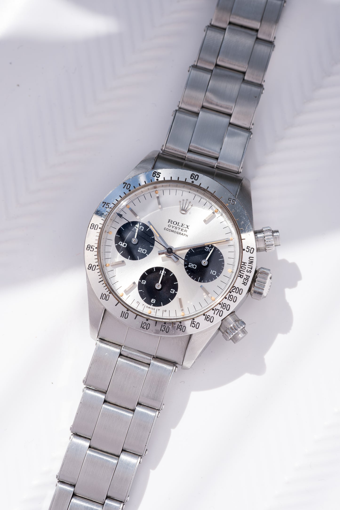 ROLEX Cosmograph Daytona Reference 6265 Silver Sigma Dial (1976)