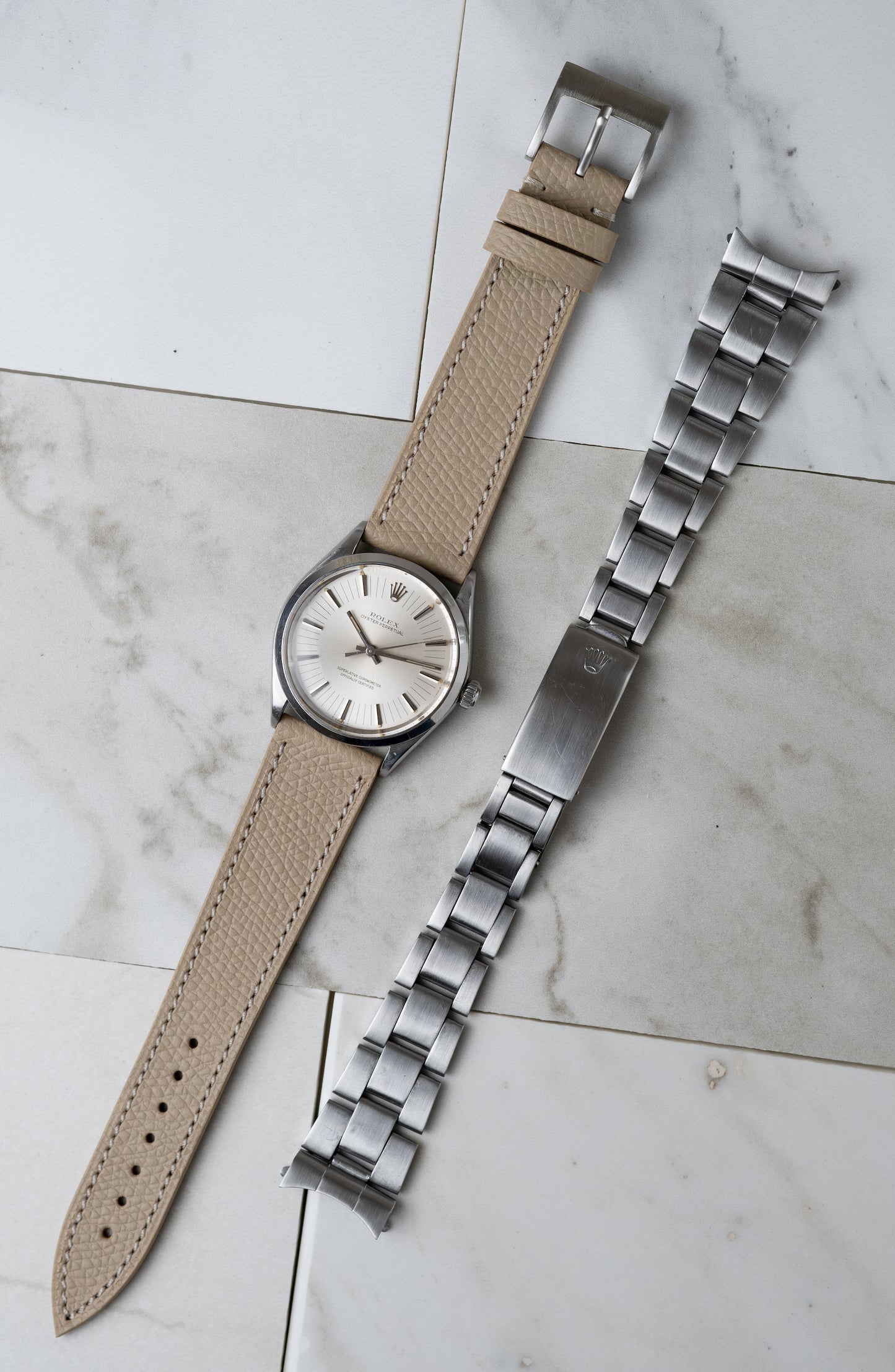 ROLEX Oyster Perpetual Ref. 1002 rare Long Index Dial (1971)