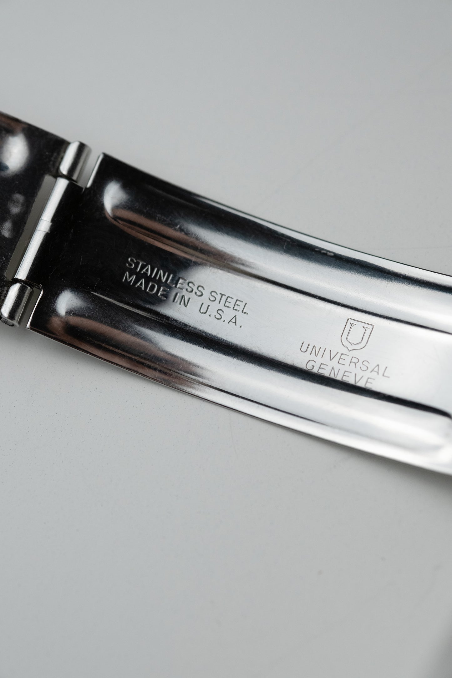 UNIVERSAL GENEVE Tri Compax Chronograph Ref. 881101/02 Evil Clapton (1965)