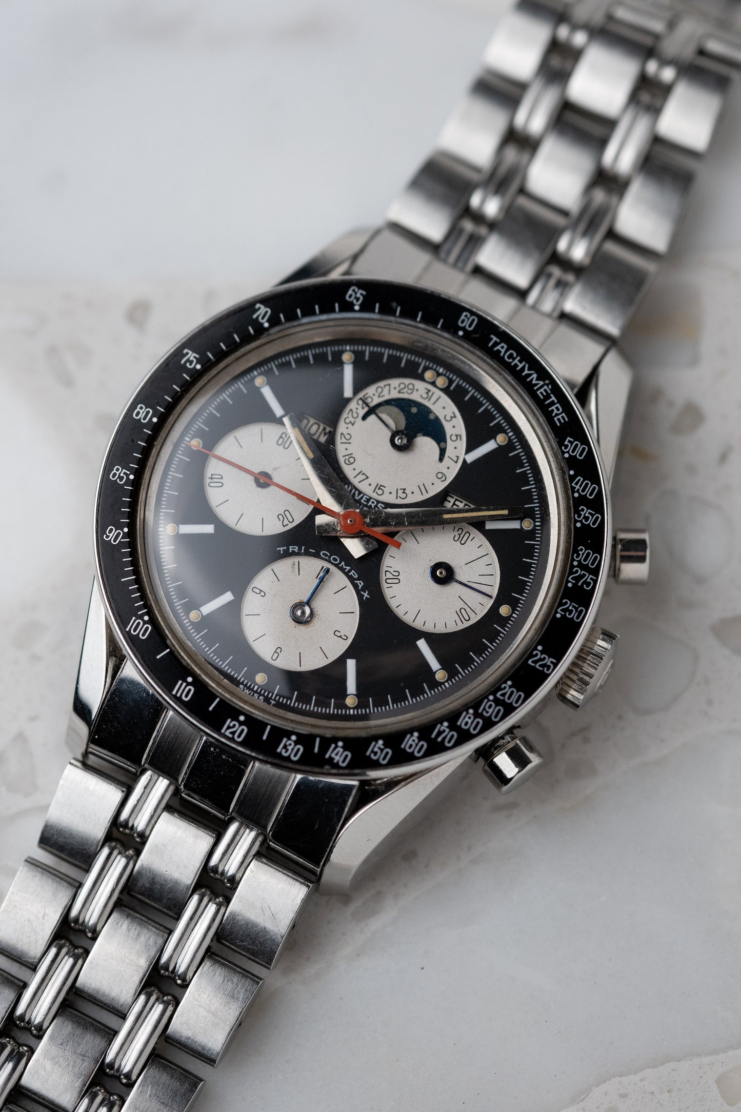 UNIVERSAL GENEVE Tri Compax Chronograph Ref. 881101/02 Evil Clapton (1963)