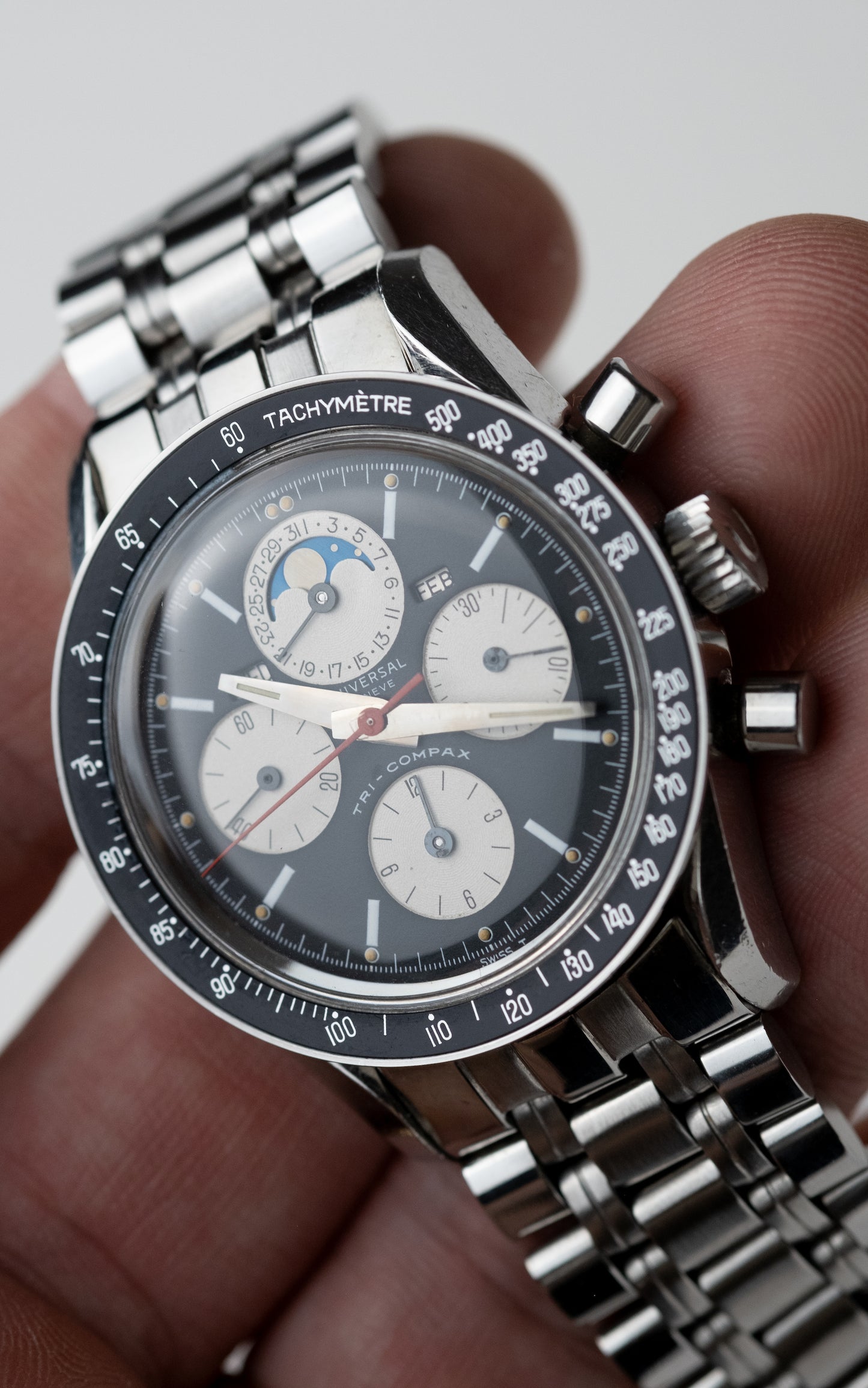 UNIVERSAL GENEVE Tri Compax Chronograph Ref. 881101/02 Evil Clapton (1965)