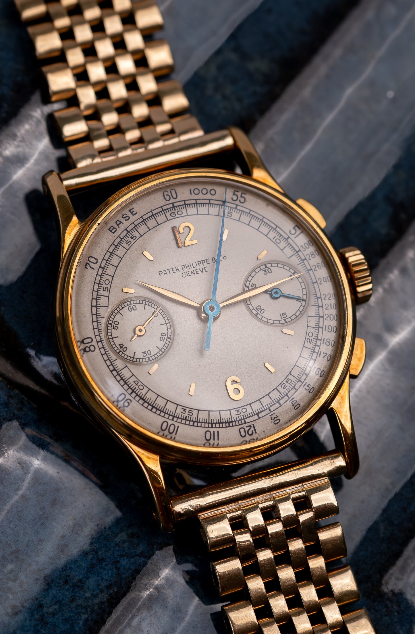 PATEK PHILIPPE Chronograph Ref. 130 Long Signature 18ct Yellow Gold (1947)