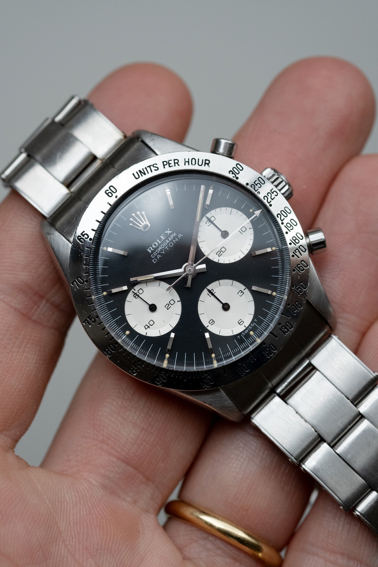 ROLEX Cosmograph Big Daytona (RCD Big) Black Dial Ref. 6239 (1966)