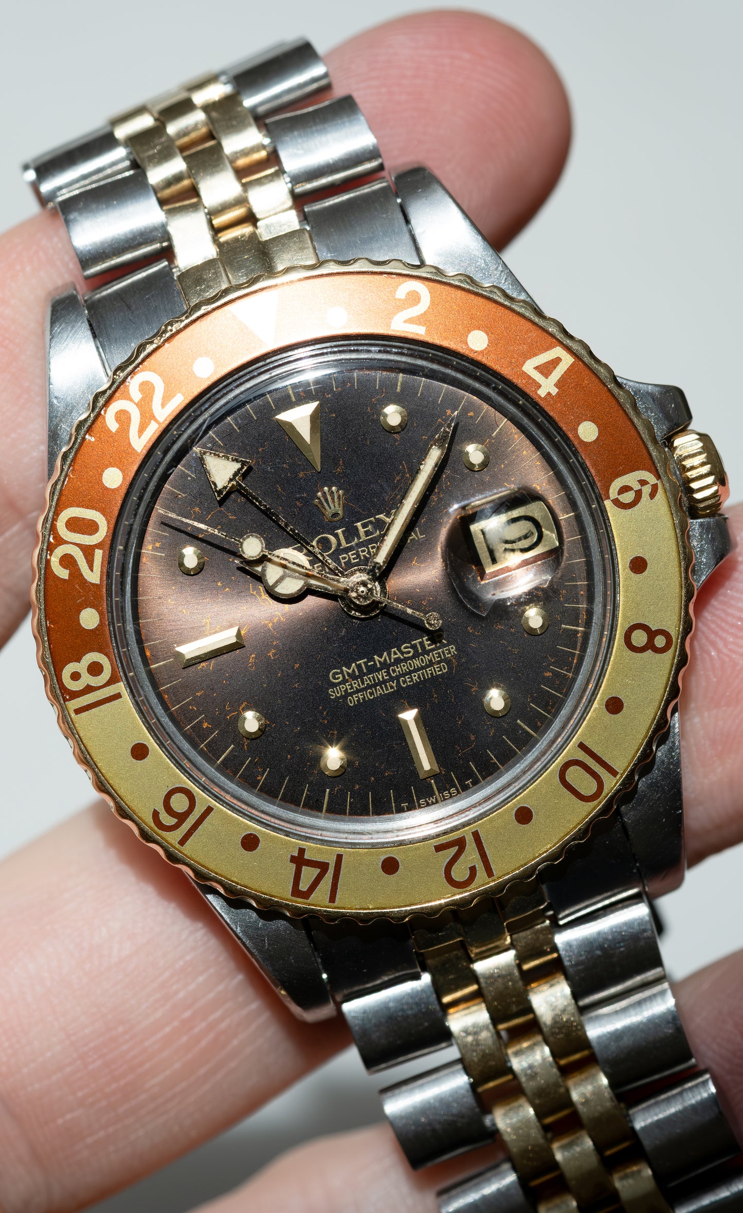 ROLEX GMT Ref. 1675 Tiger Eye Root Beer Nipple Dial (1979)